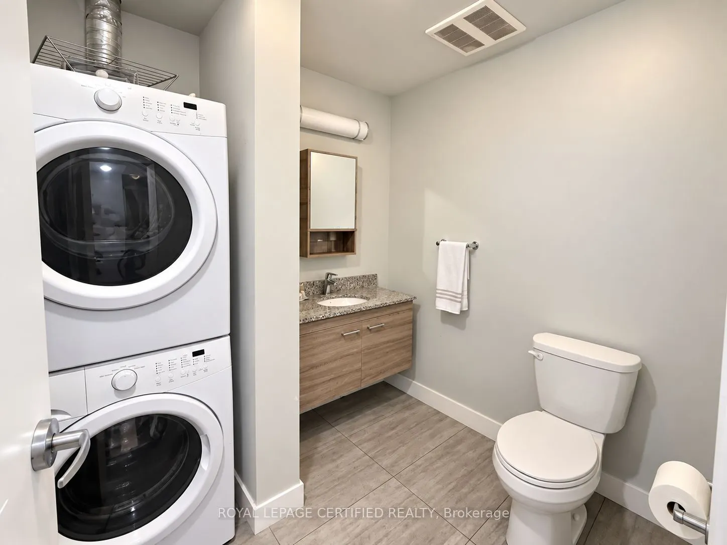 318 Spruce Street S #1001