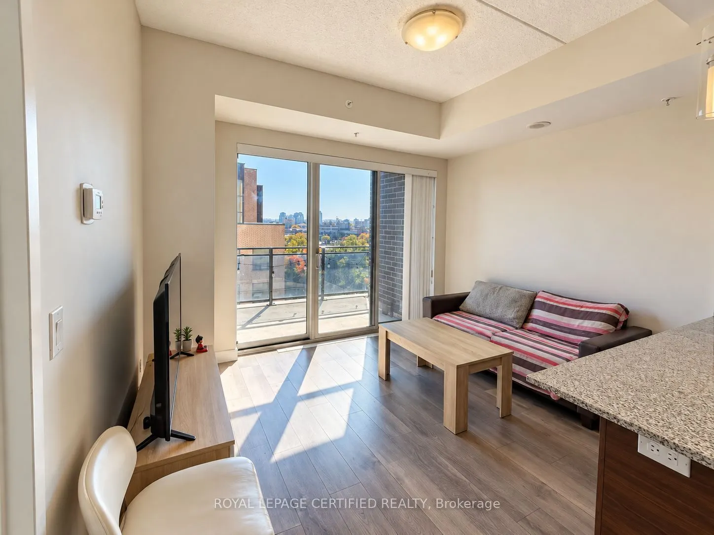 318 Spruce Street S #1001
