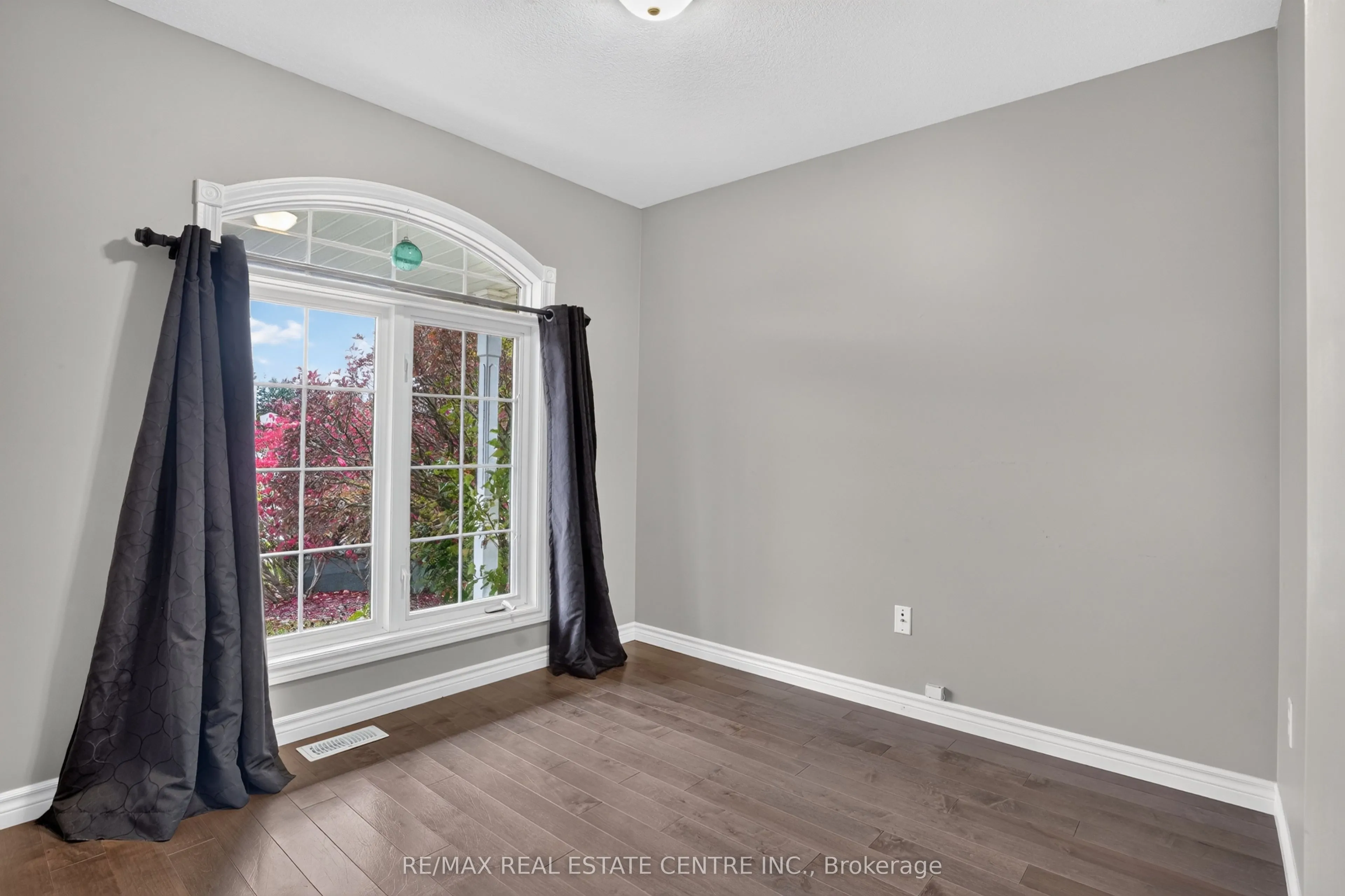 10 Pattison Place