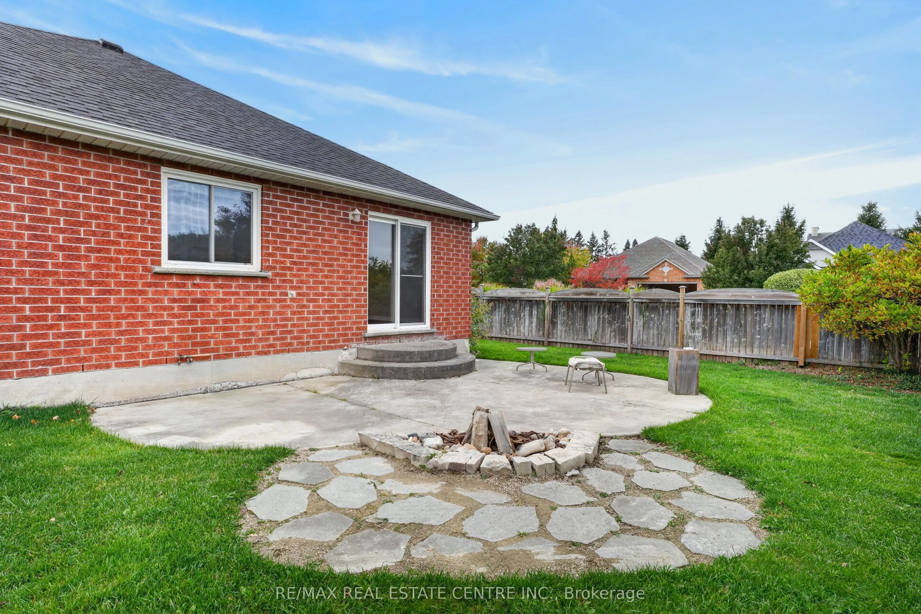 10 Pattison Place