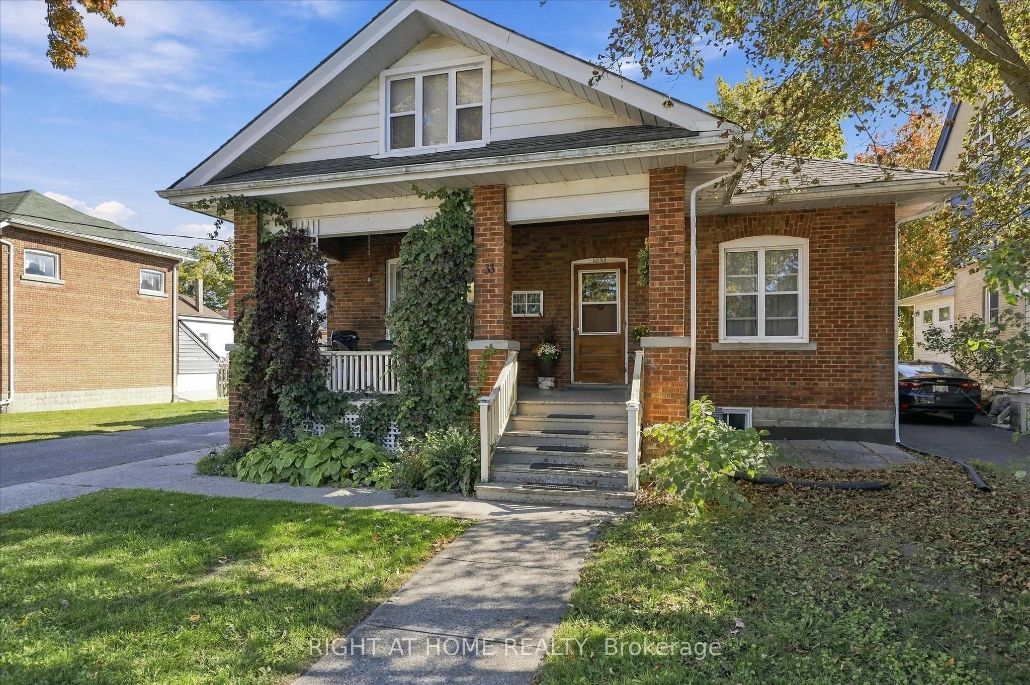 33 MELBOURNE Street W