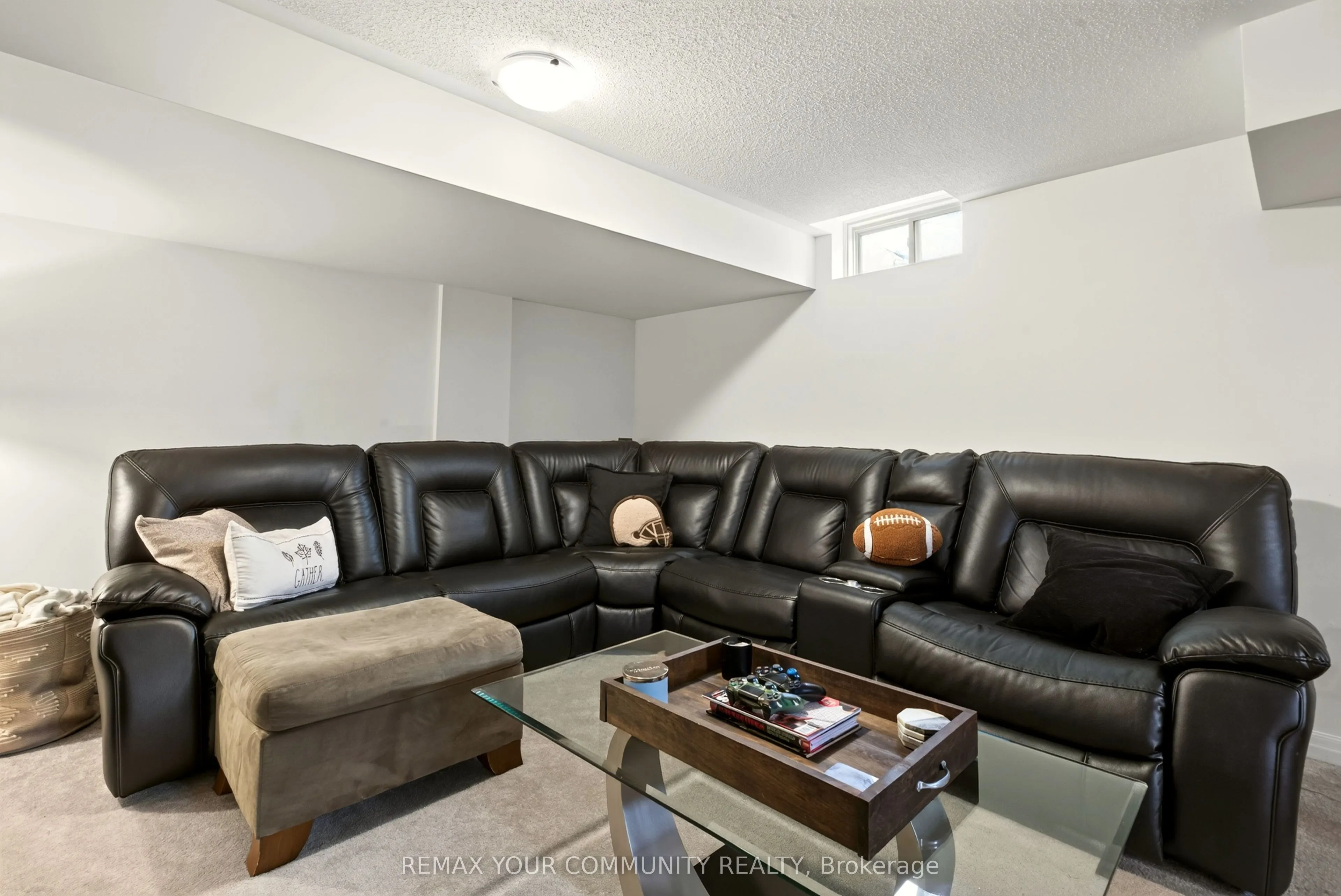 55 Dominion Crescent