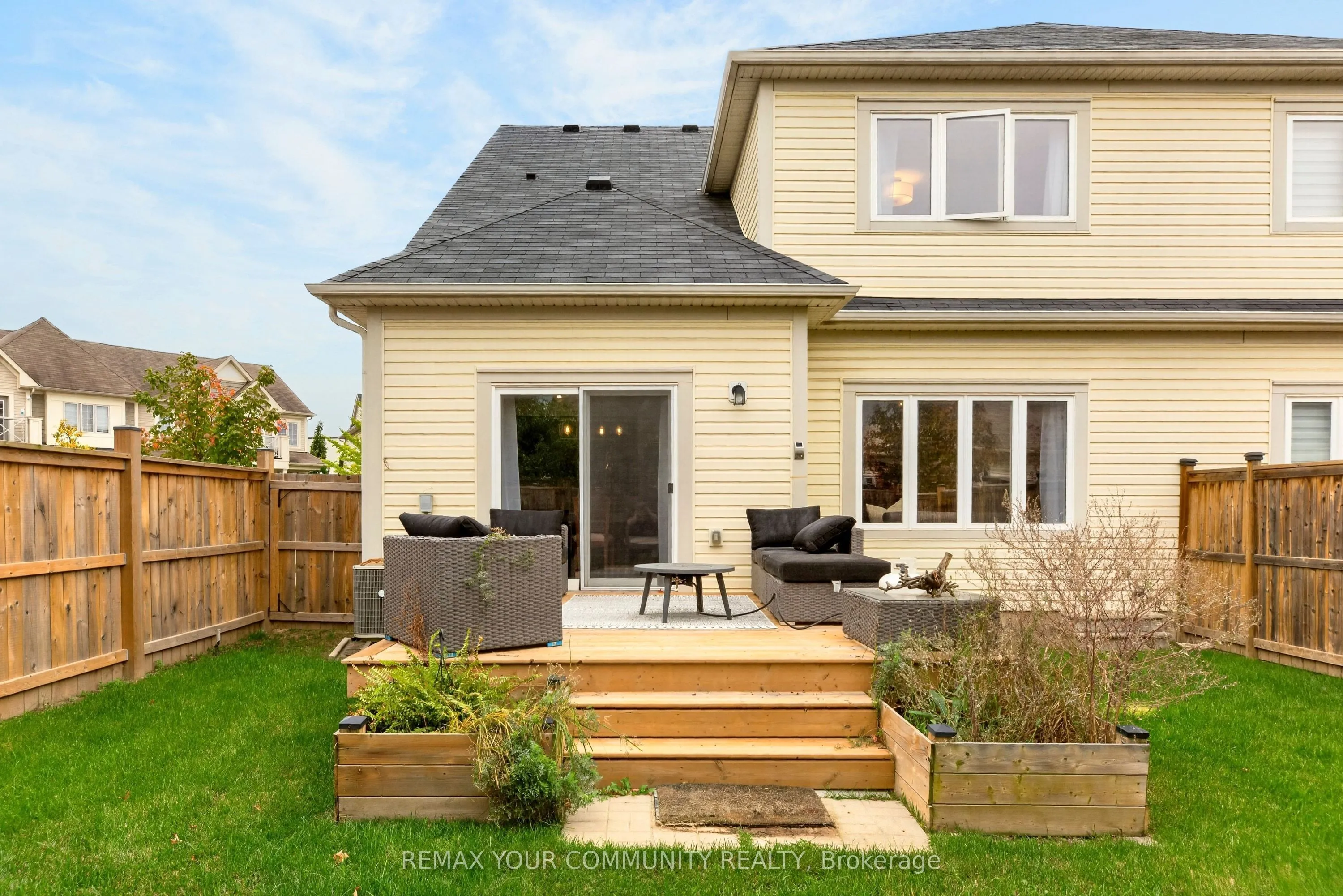55 Dominion Crescent
