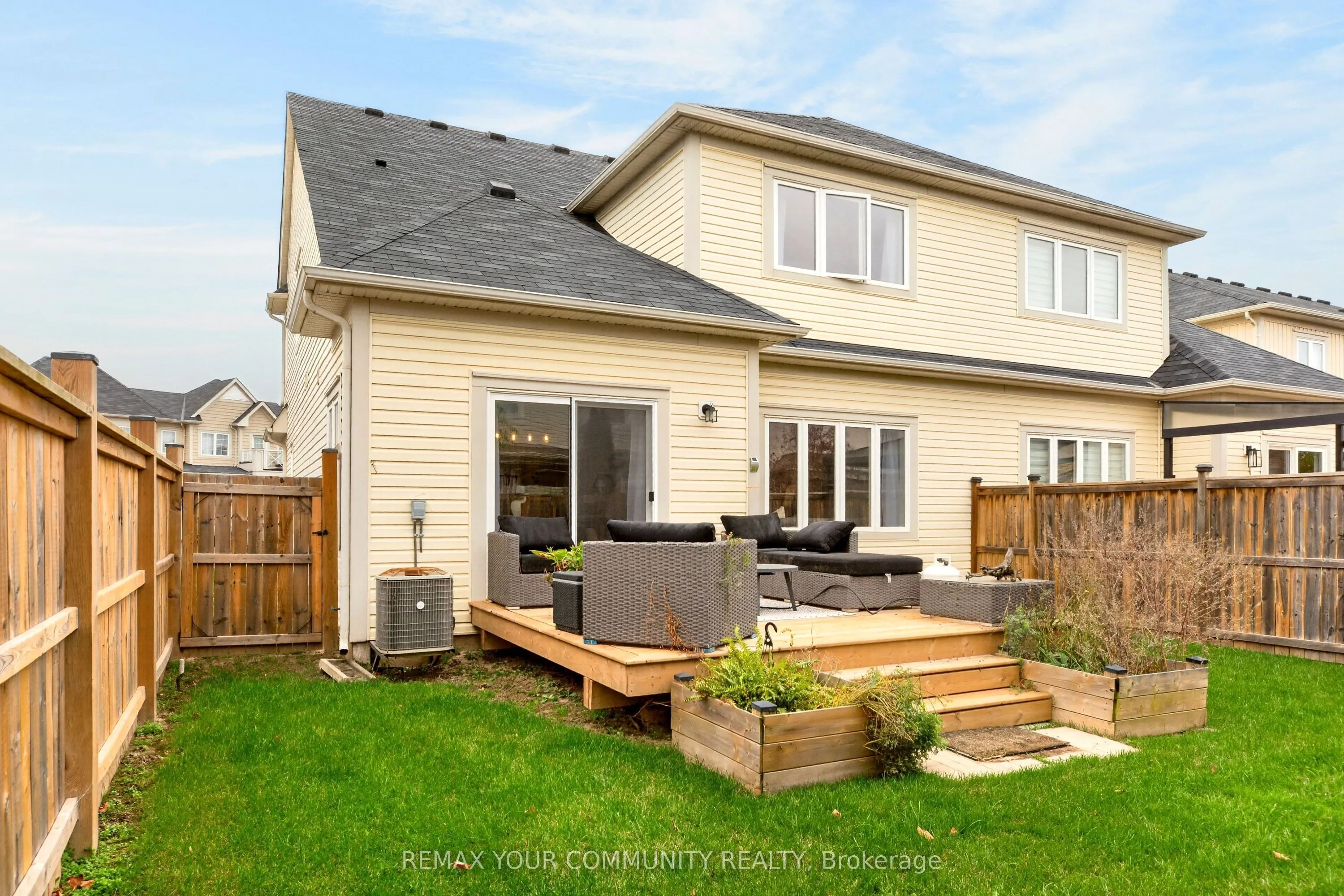 55 Dominion Crescent