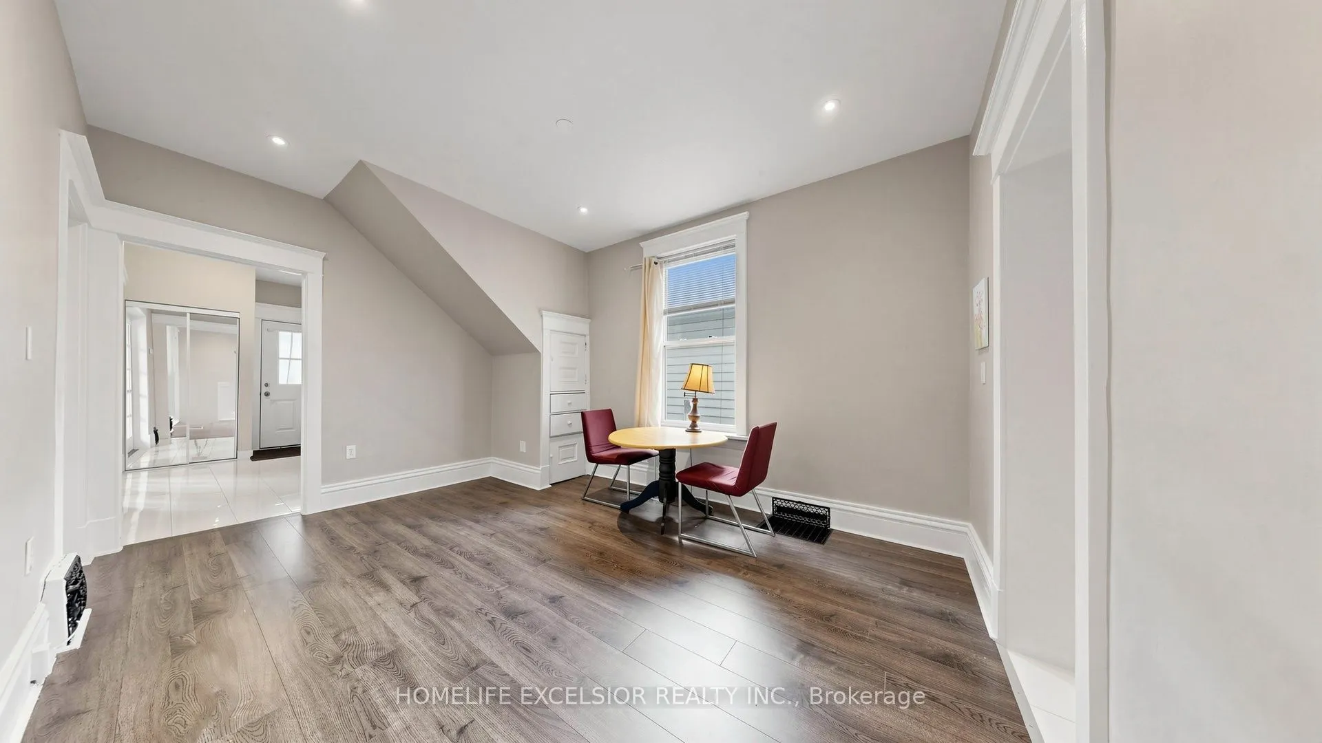 342 King William Street