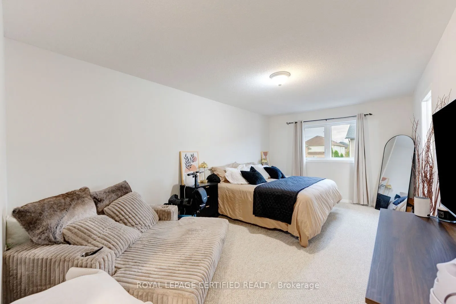 165 Palacebeach Trail