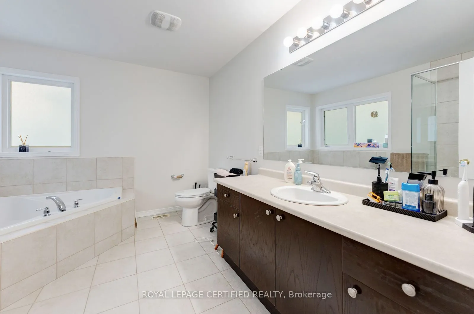 165 Palacebeach Trail