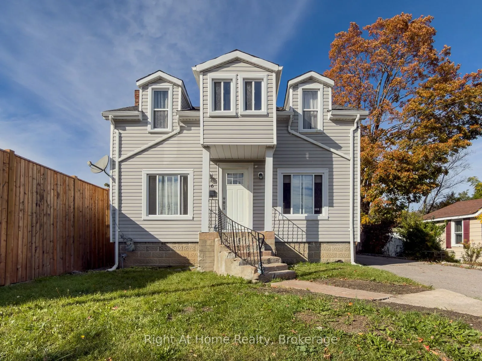166 Catharine Street