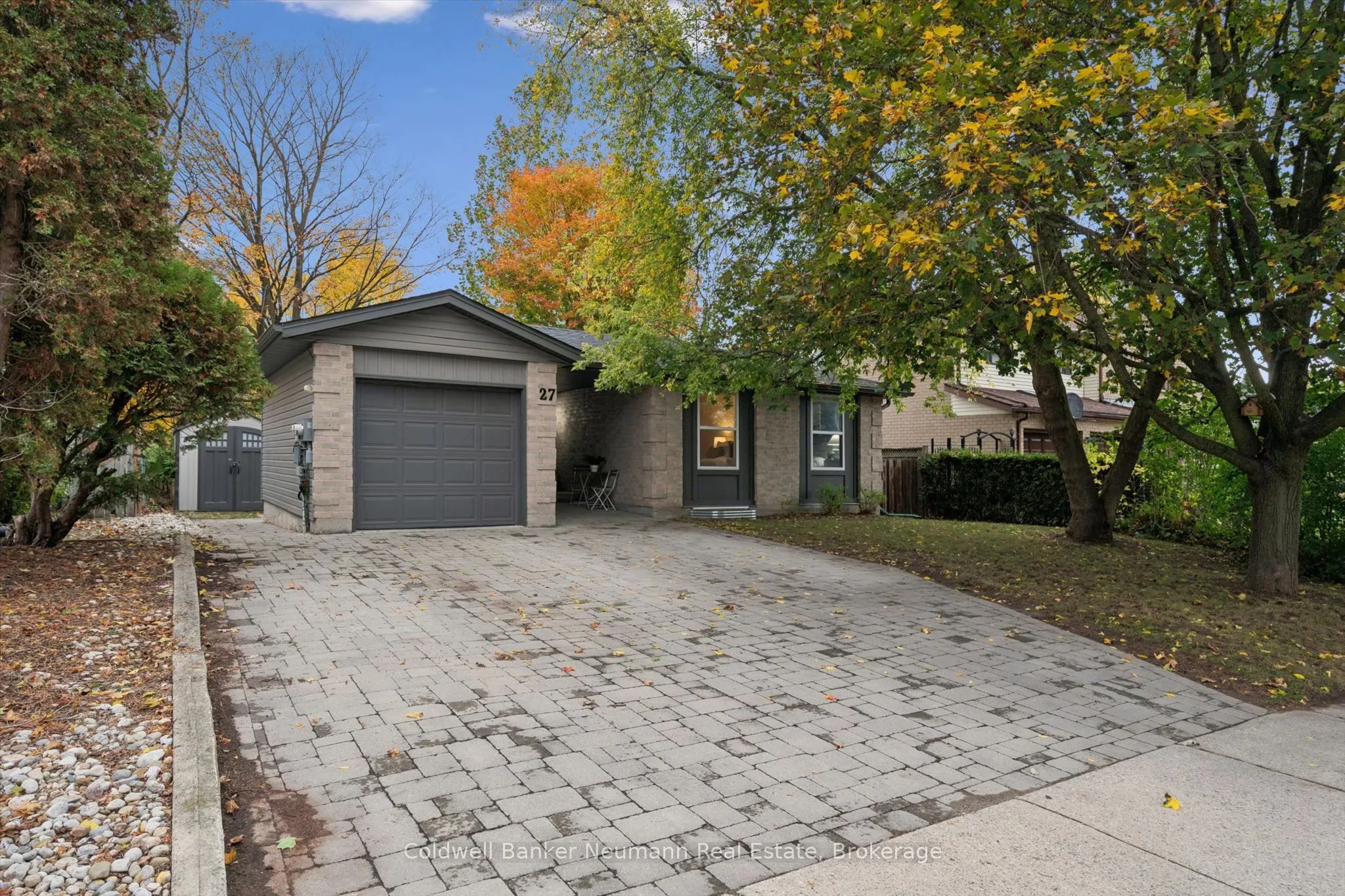 27 Aspen Valley Crescent