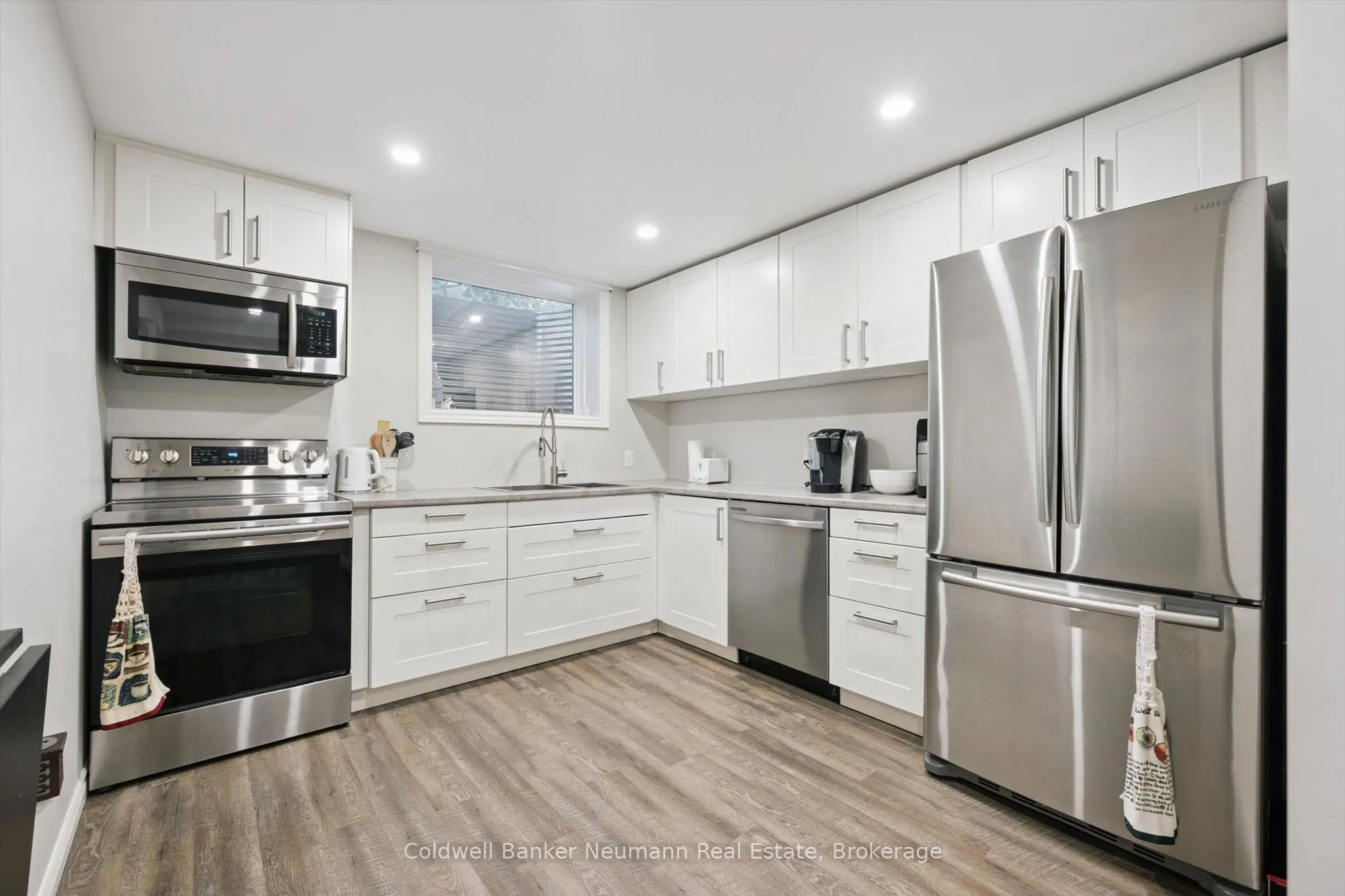 27 Aspen Valley Crescent