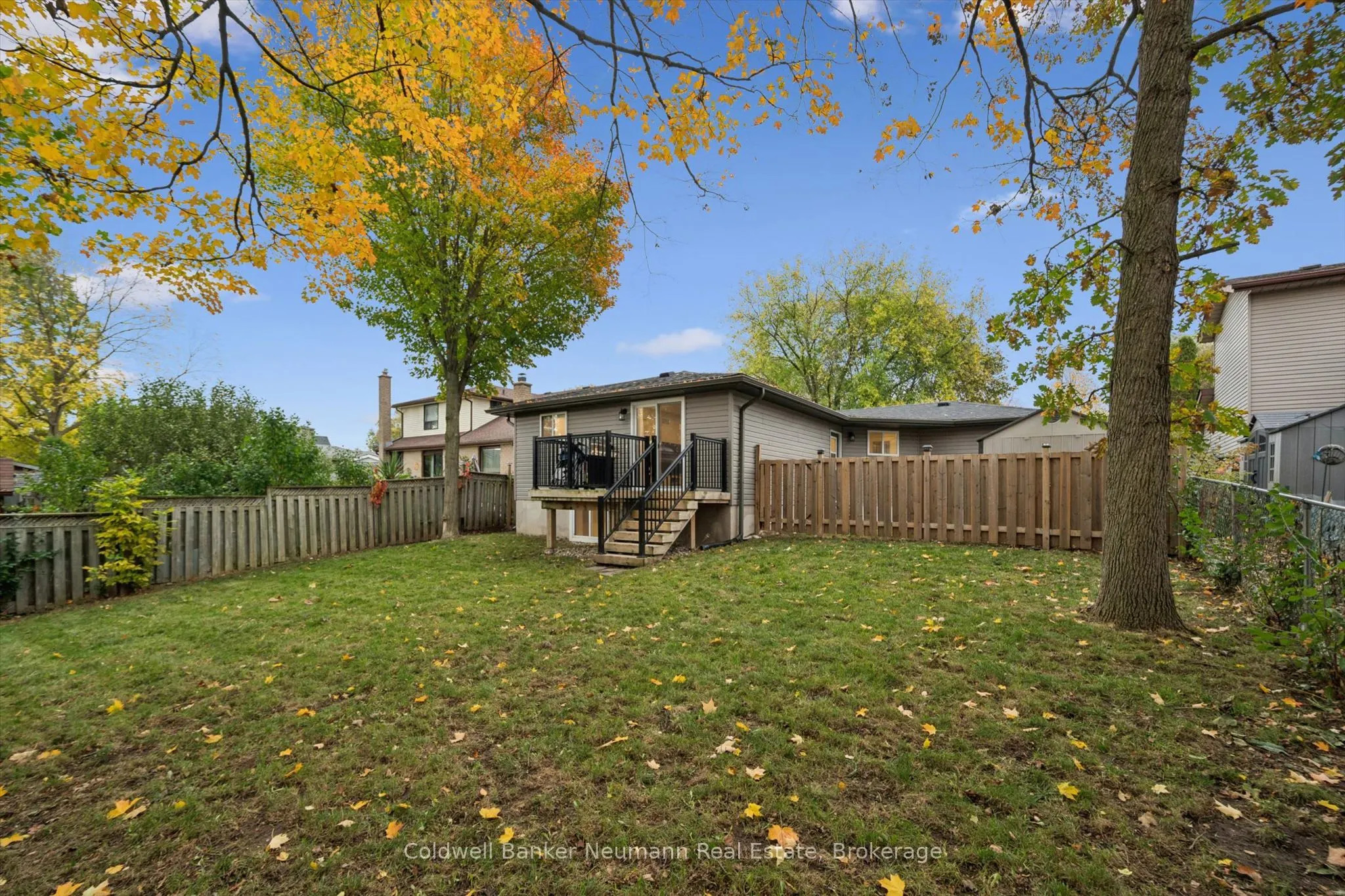27 Aspen Valley Crescent