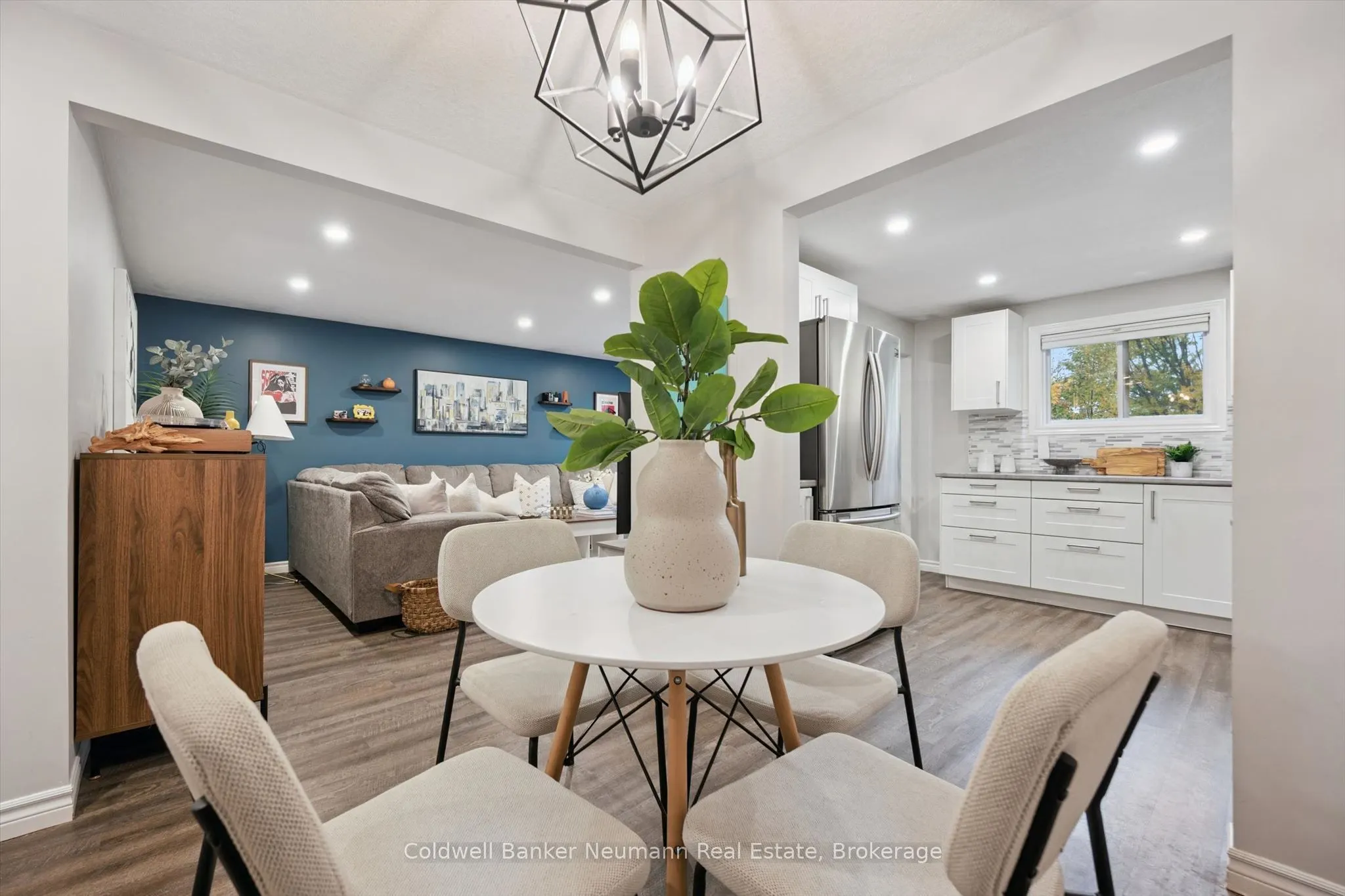 27 Aspen Valley Crescent