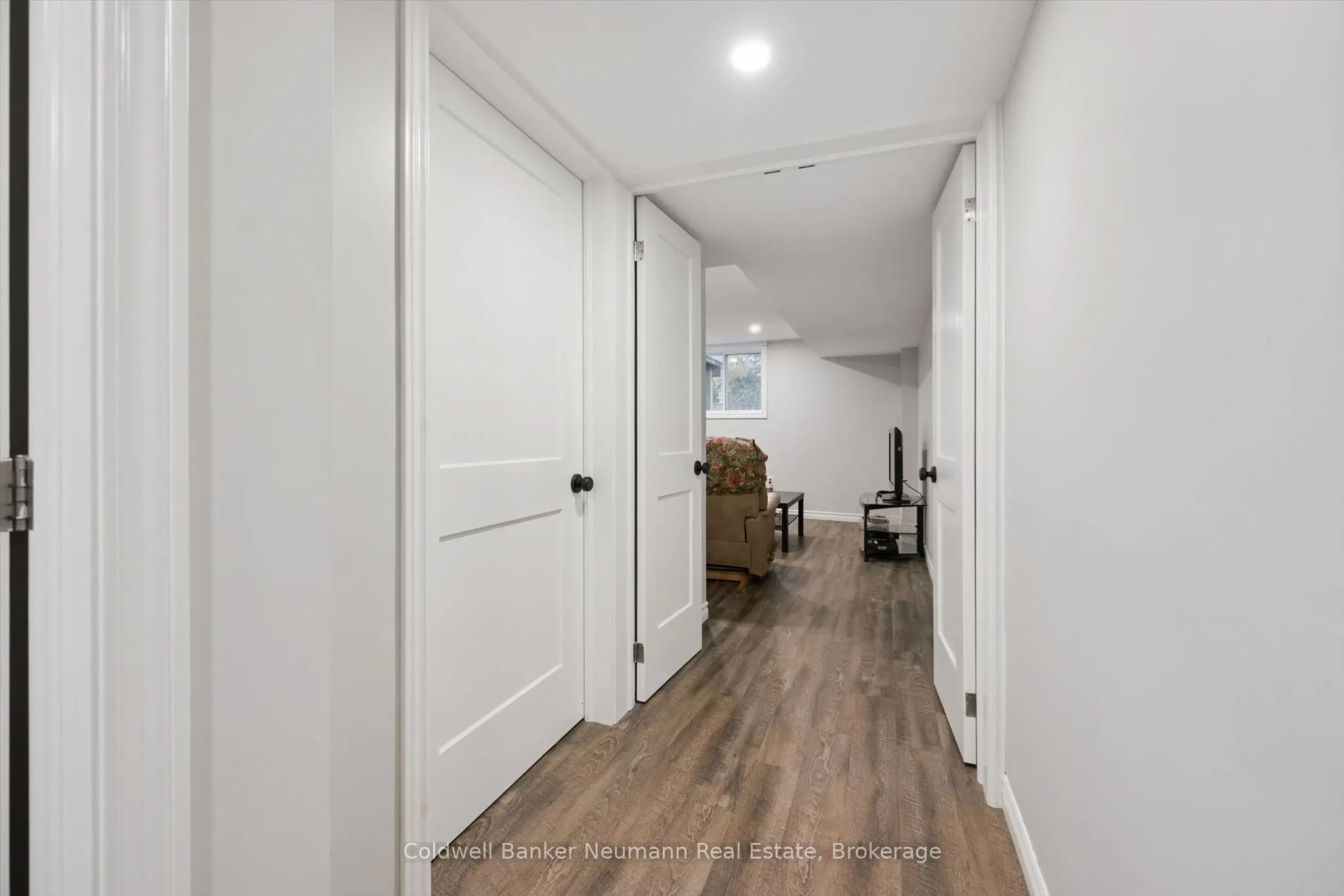 27 Aspen Valley Crescent