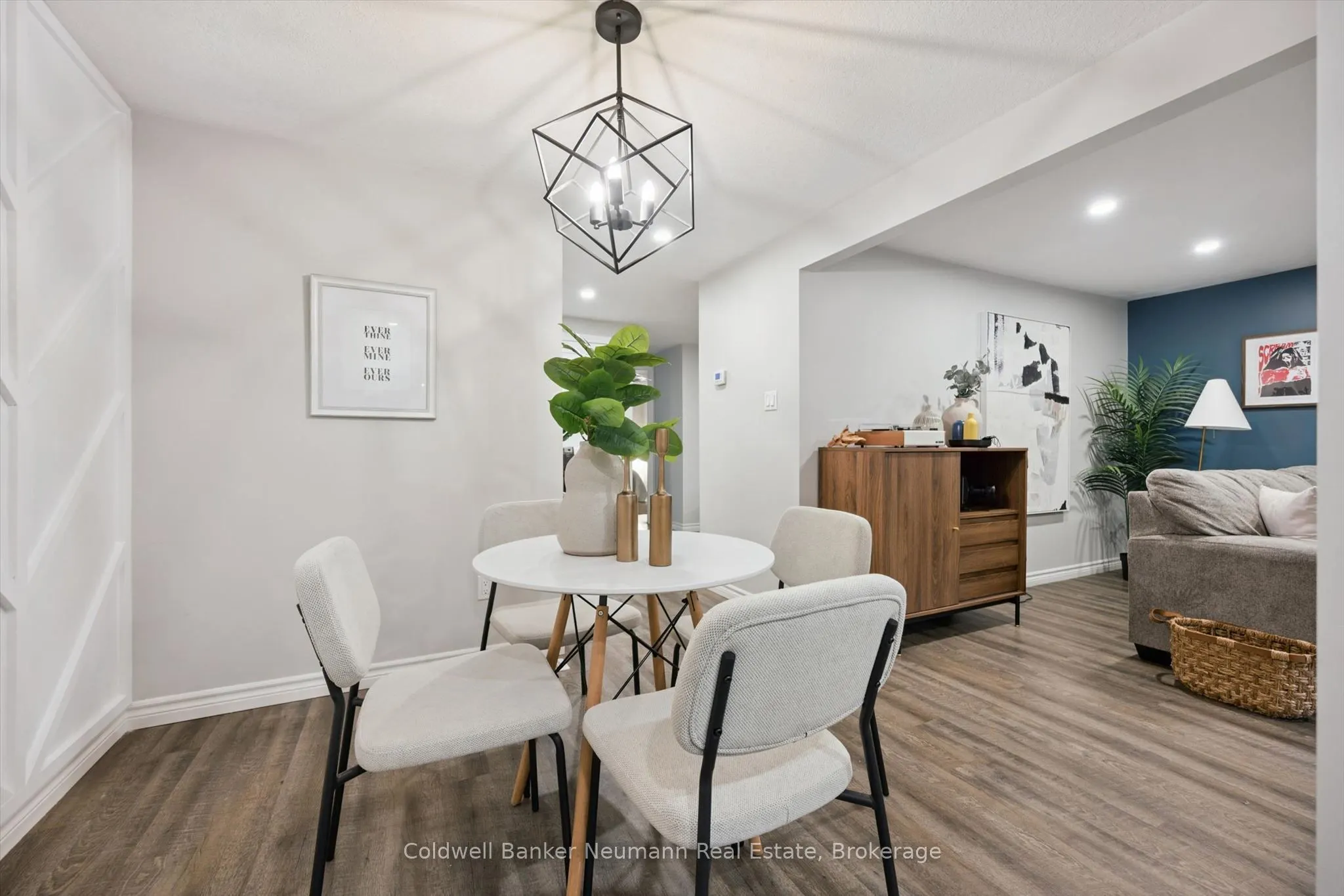 27 Aspen Valley Crescent