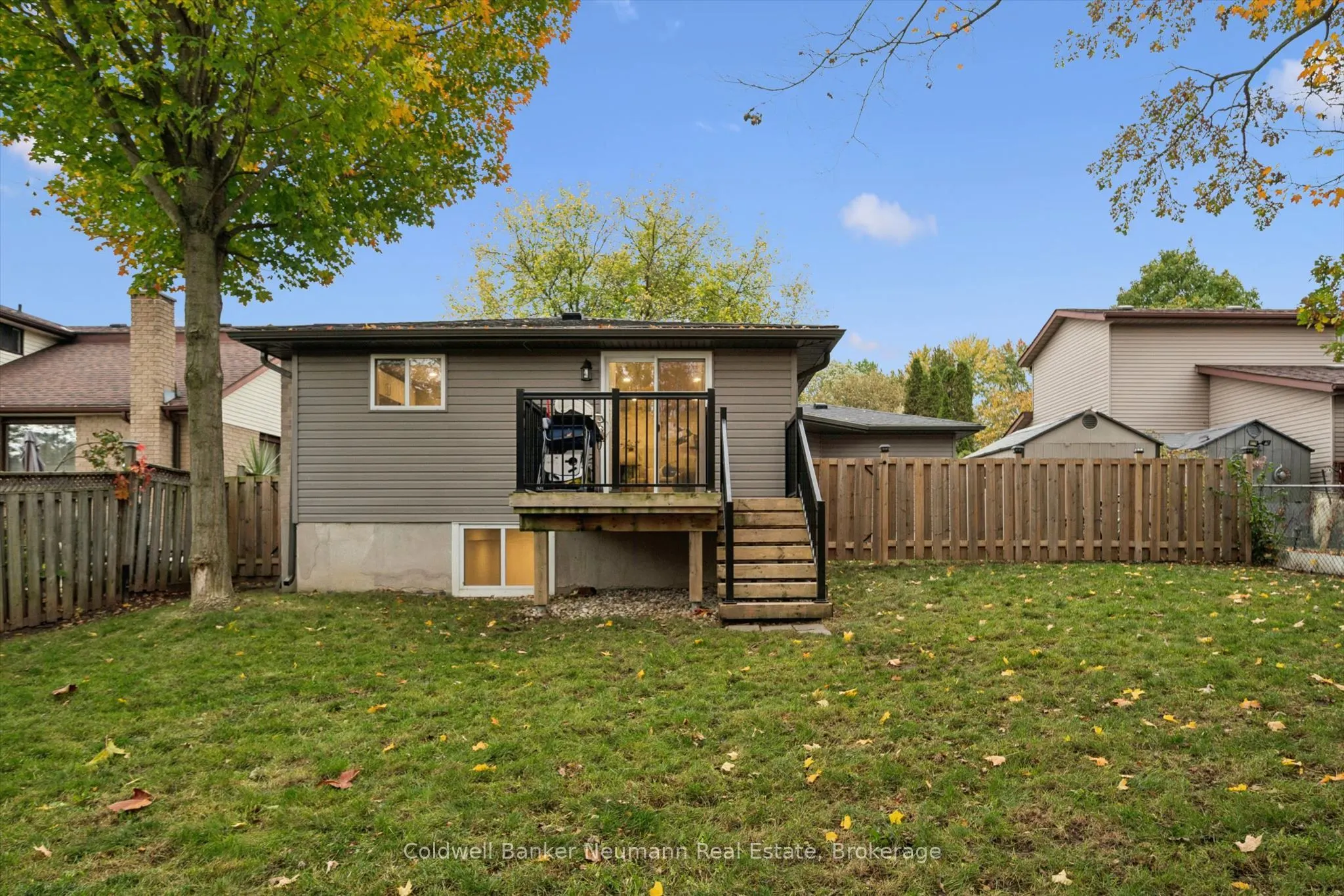 27 Aspen Valley Crescent
