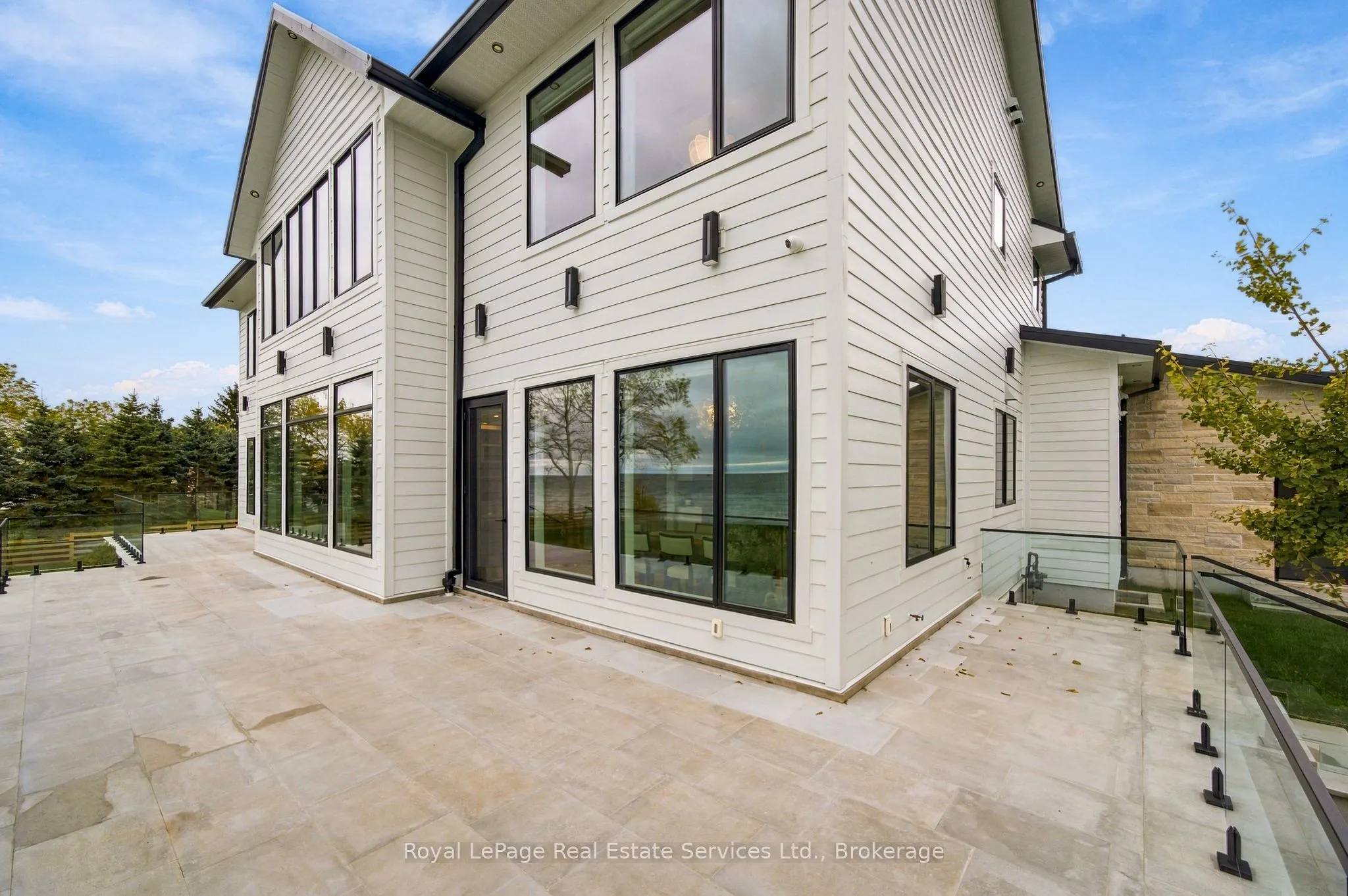 104 Nawautin Drive