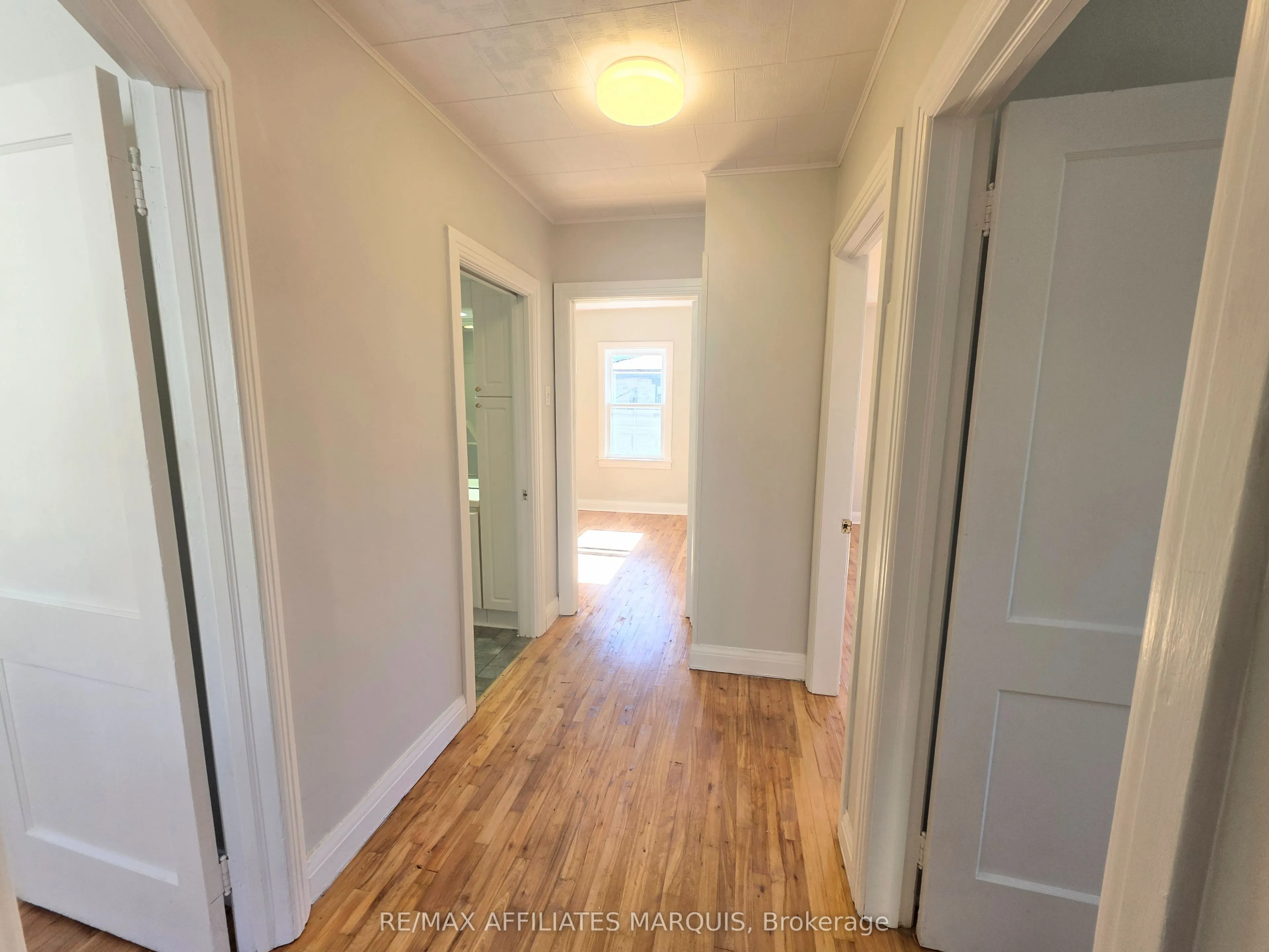 17 MAPLE Avenue N