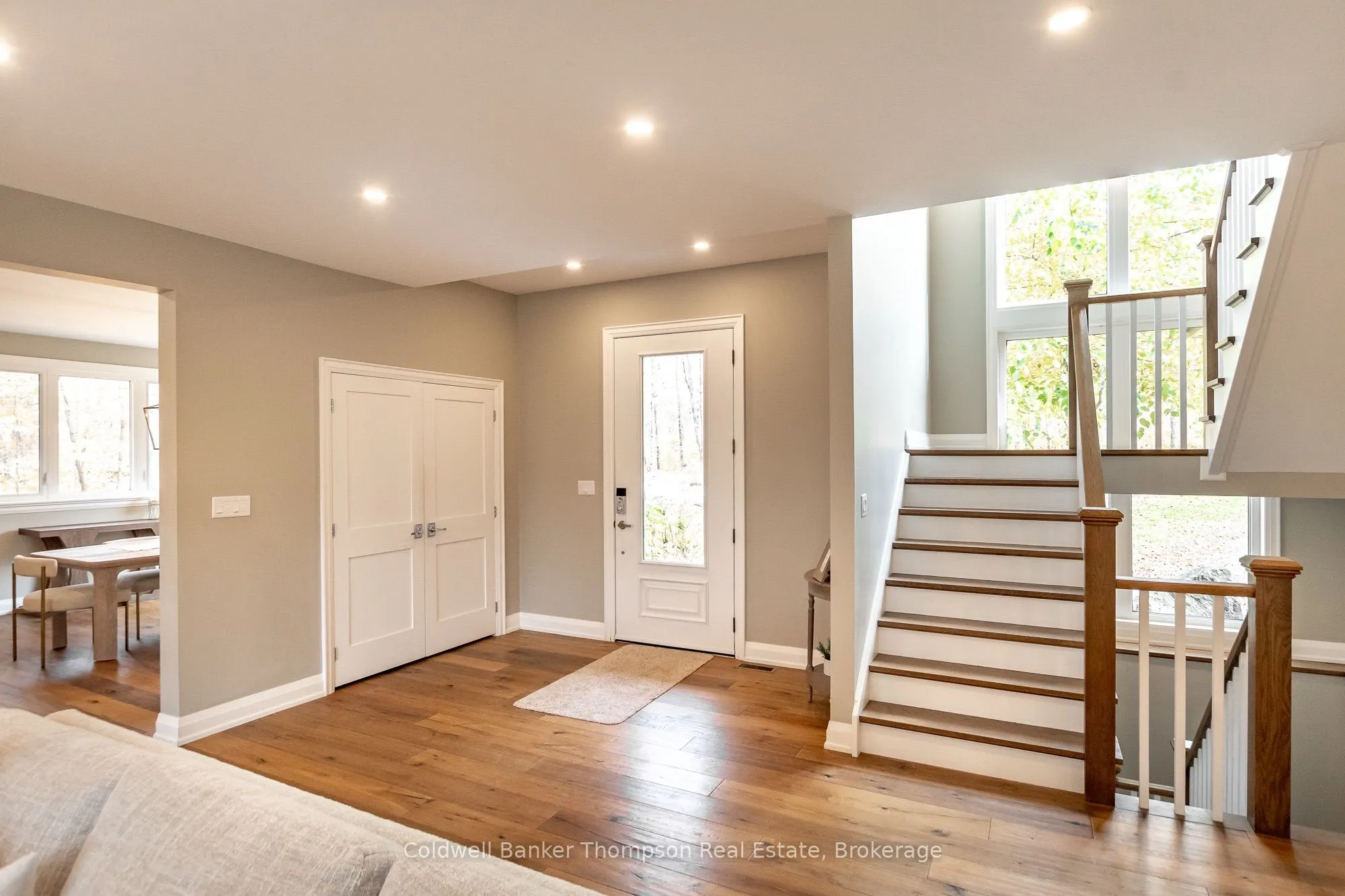 1183 Walker's Glenn Crescent