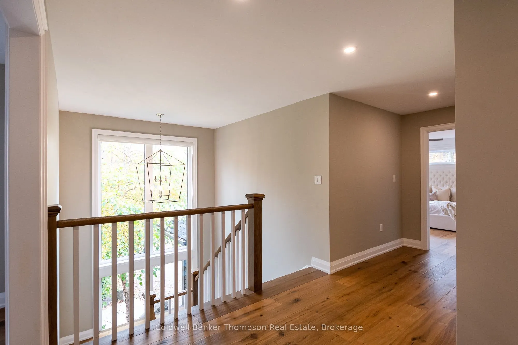 1183 Walker's Glenn Crescent