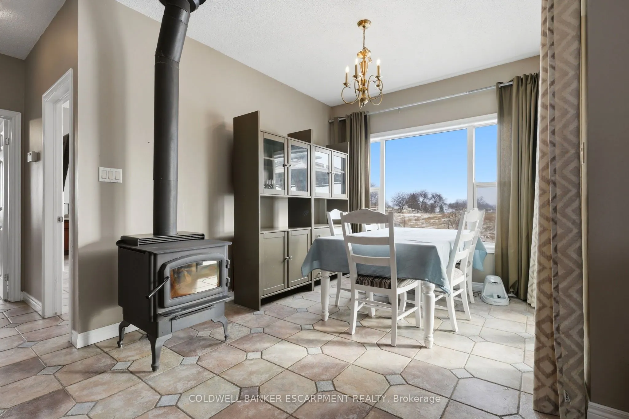 4923 Wellington 44 Road