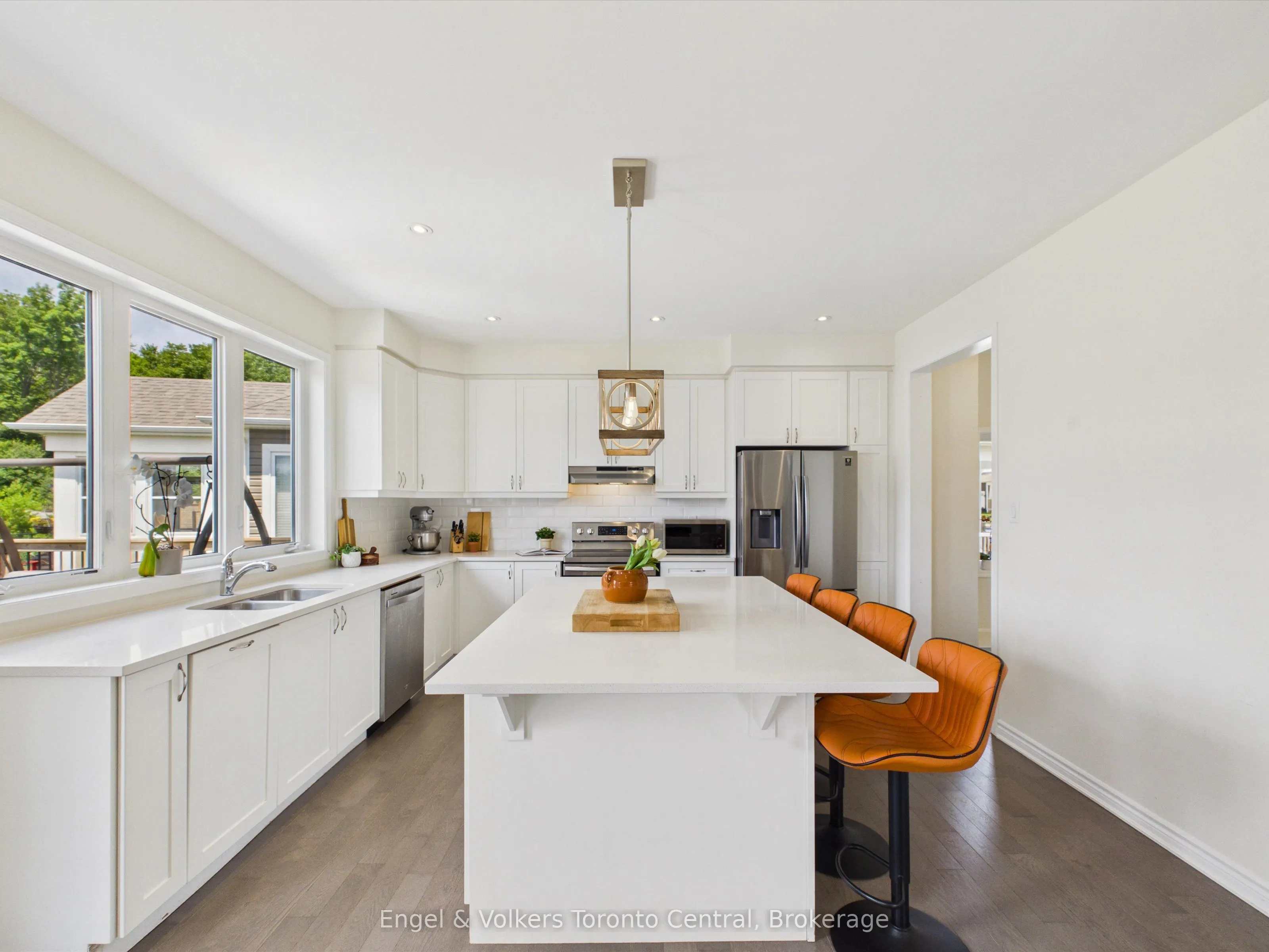 3 Browning Boulevard