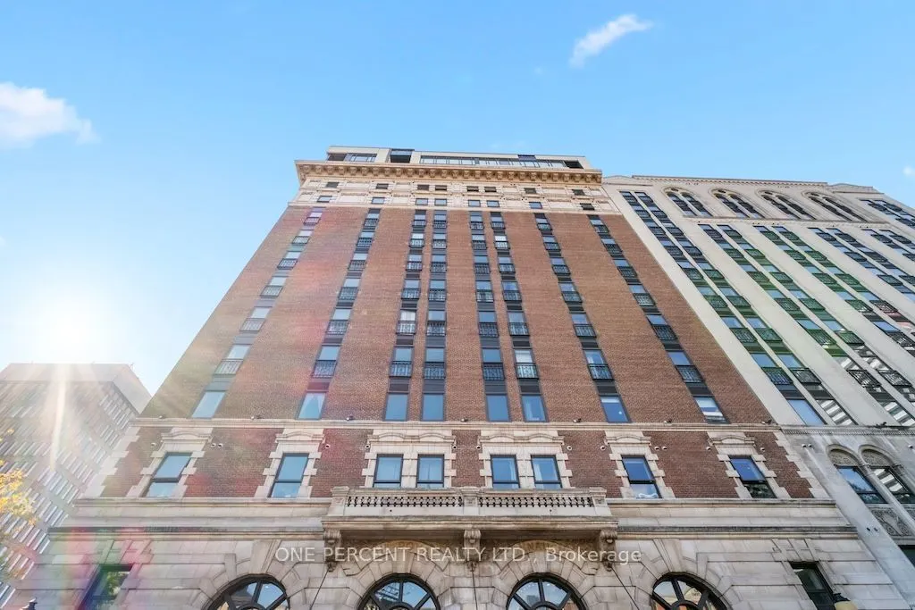 112 King Street E #401