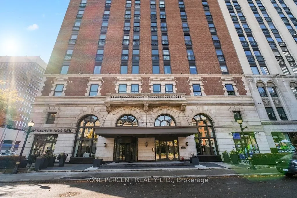 112 King Street E #401