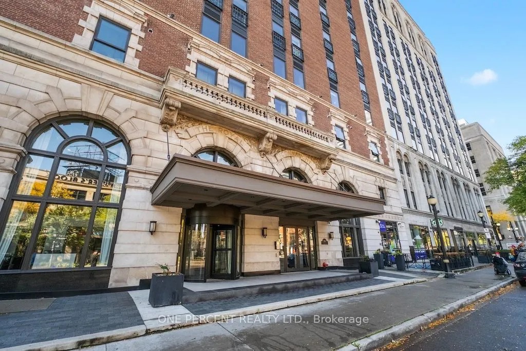 112 King Street E #401