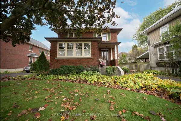 354 West Street W