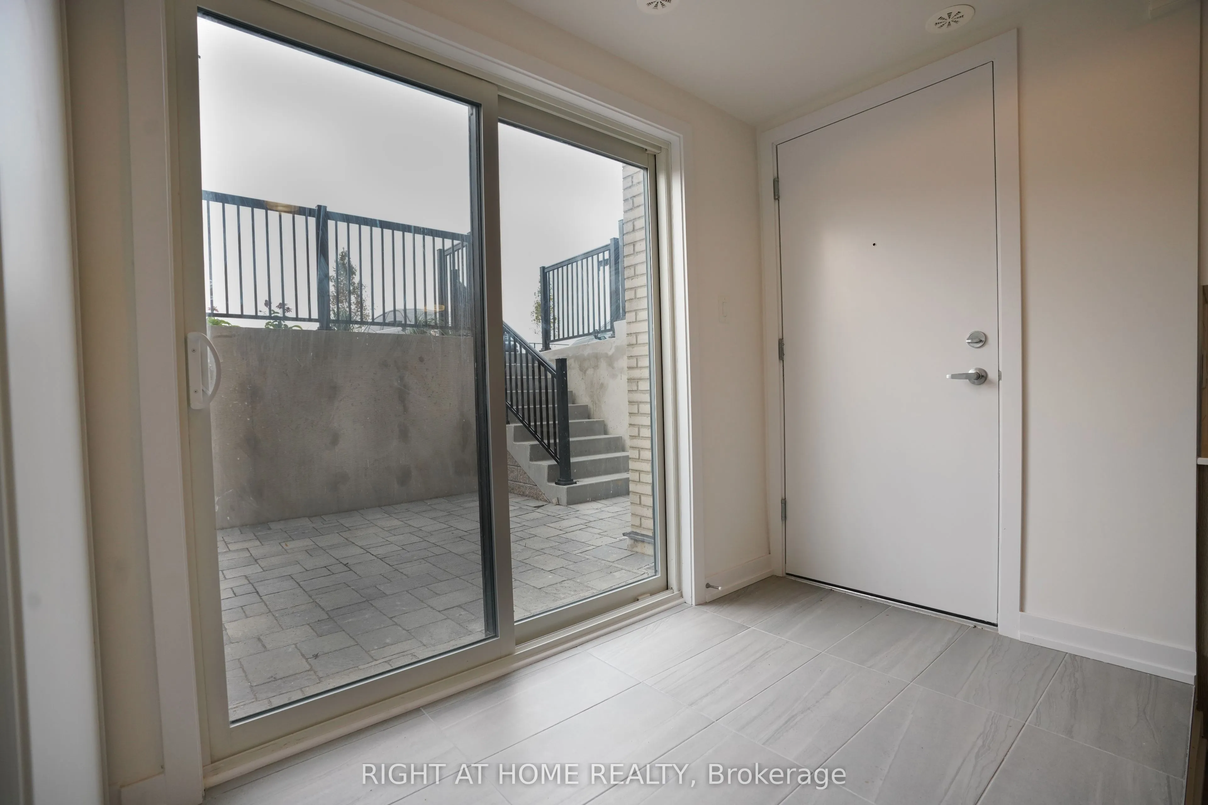 25 Palace St Street #Q8