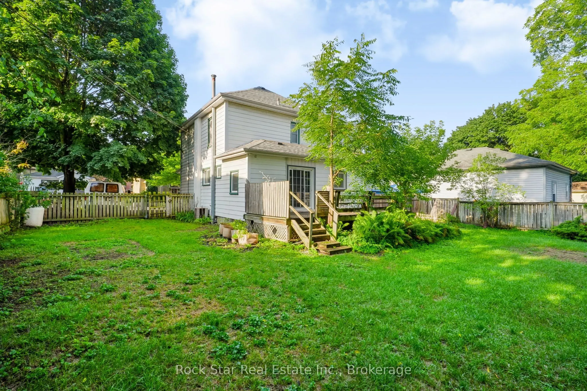 22 Rich Avenue