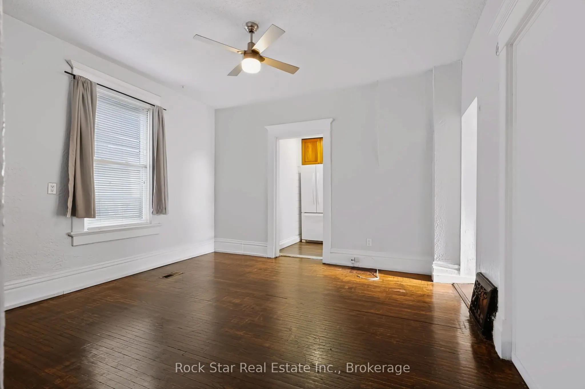 22 Rich Avenue