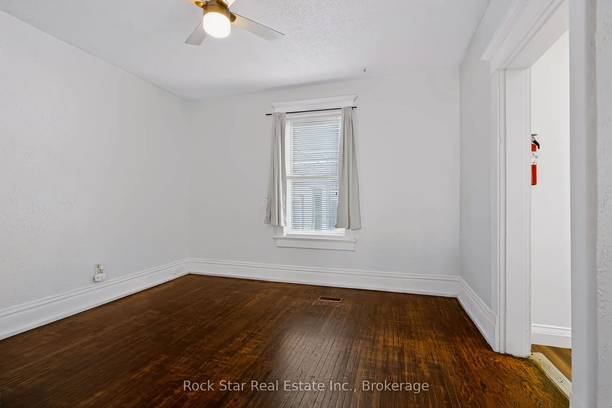 22 Rich Avenue