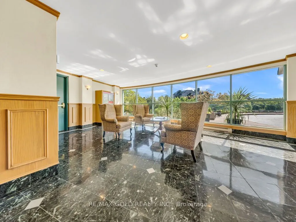 30 Blue Springs Drive #611