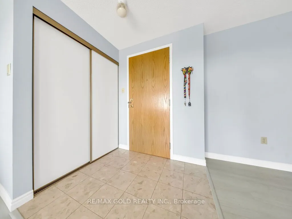 30 Blue Springs Drive #611