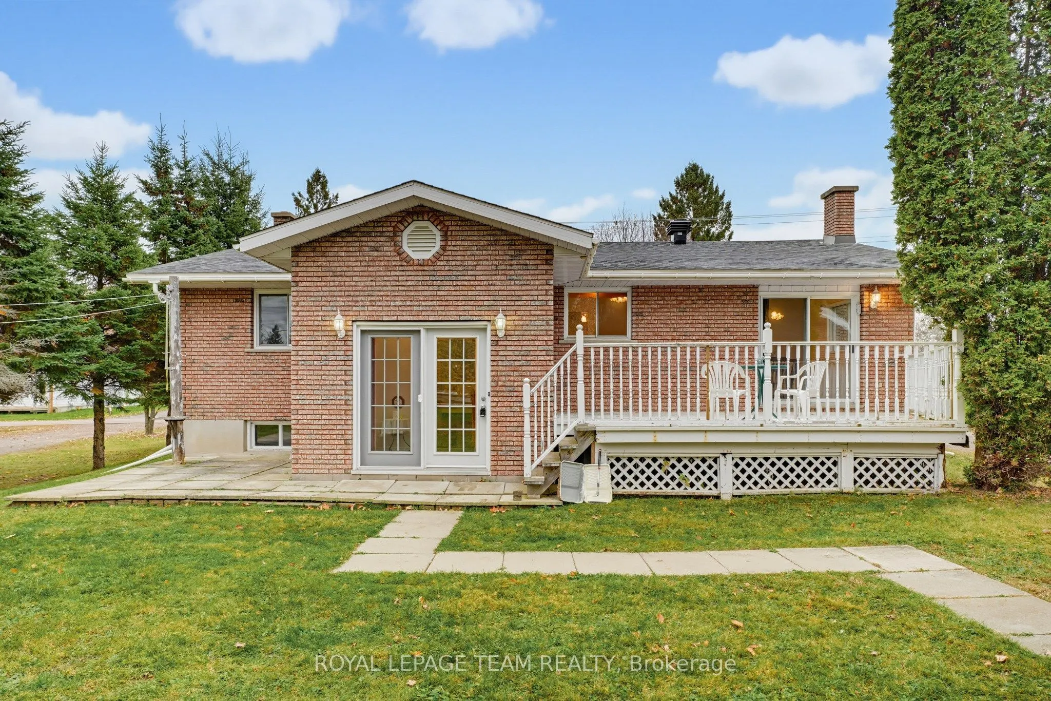 612 ELGIN Street