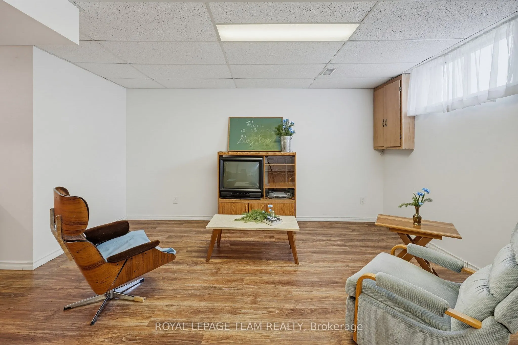 612 ELGIN Street