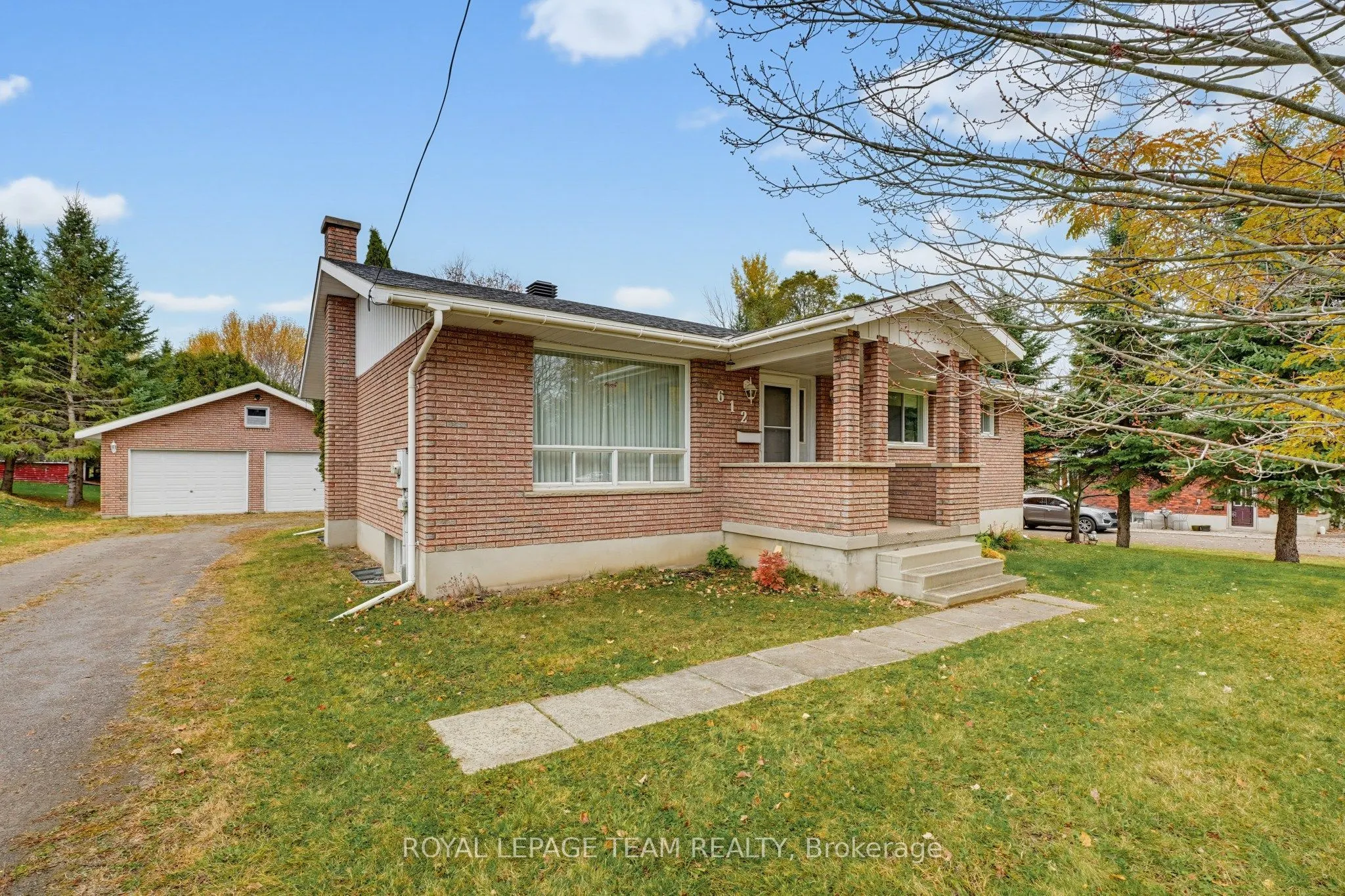 612 ELGIN Street