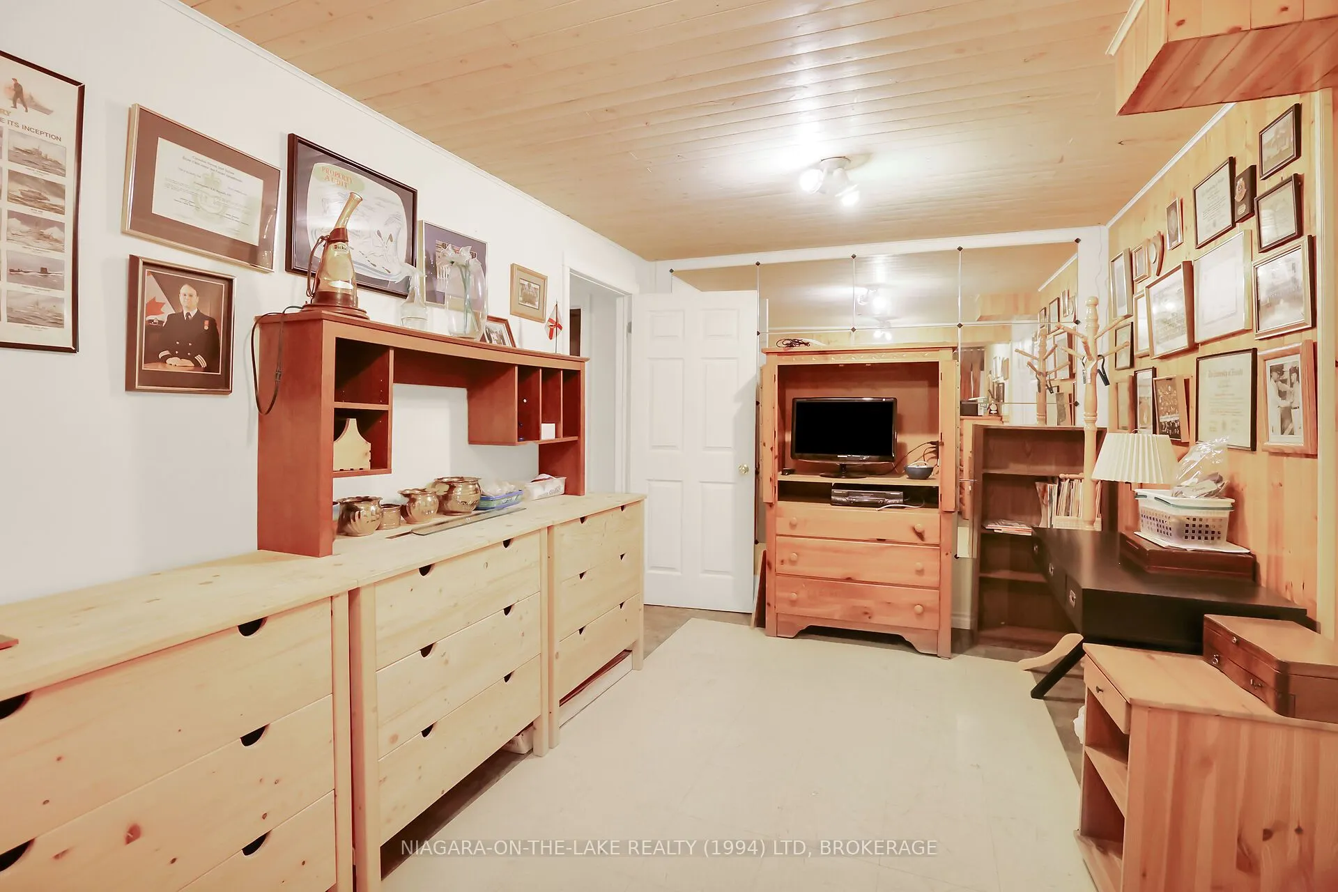 1891 LAKESHORE Road