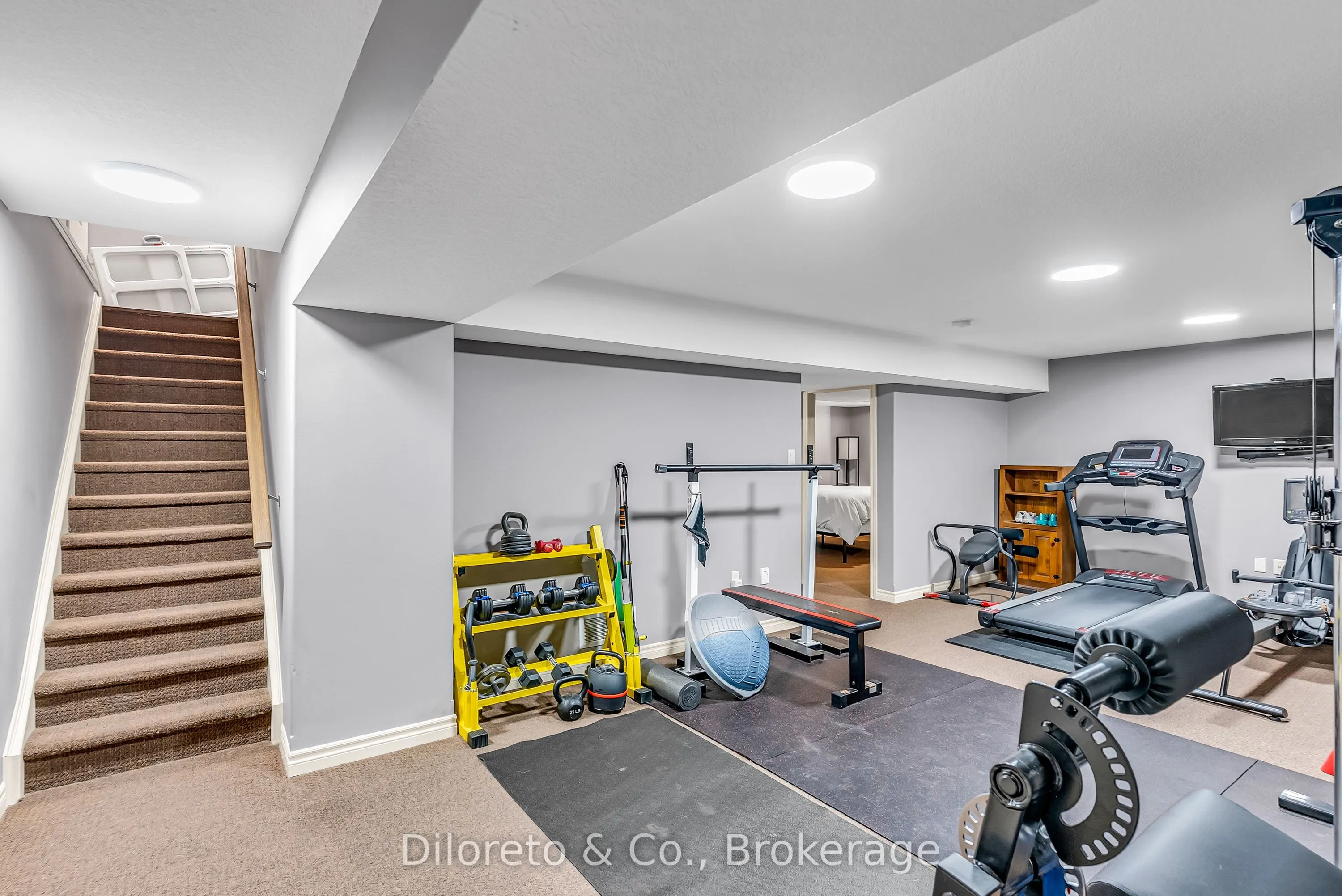 12 Annmoore Crescent #19