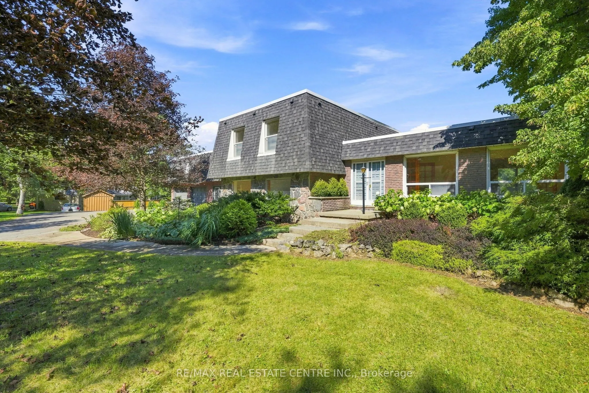 26 Maplewood Drive