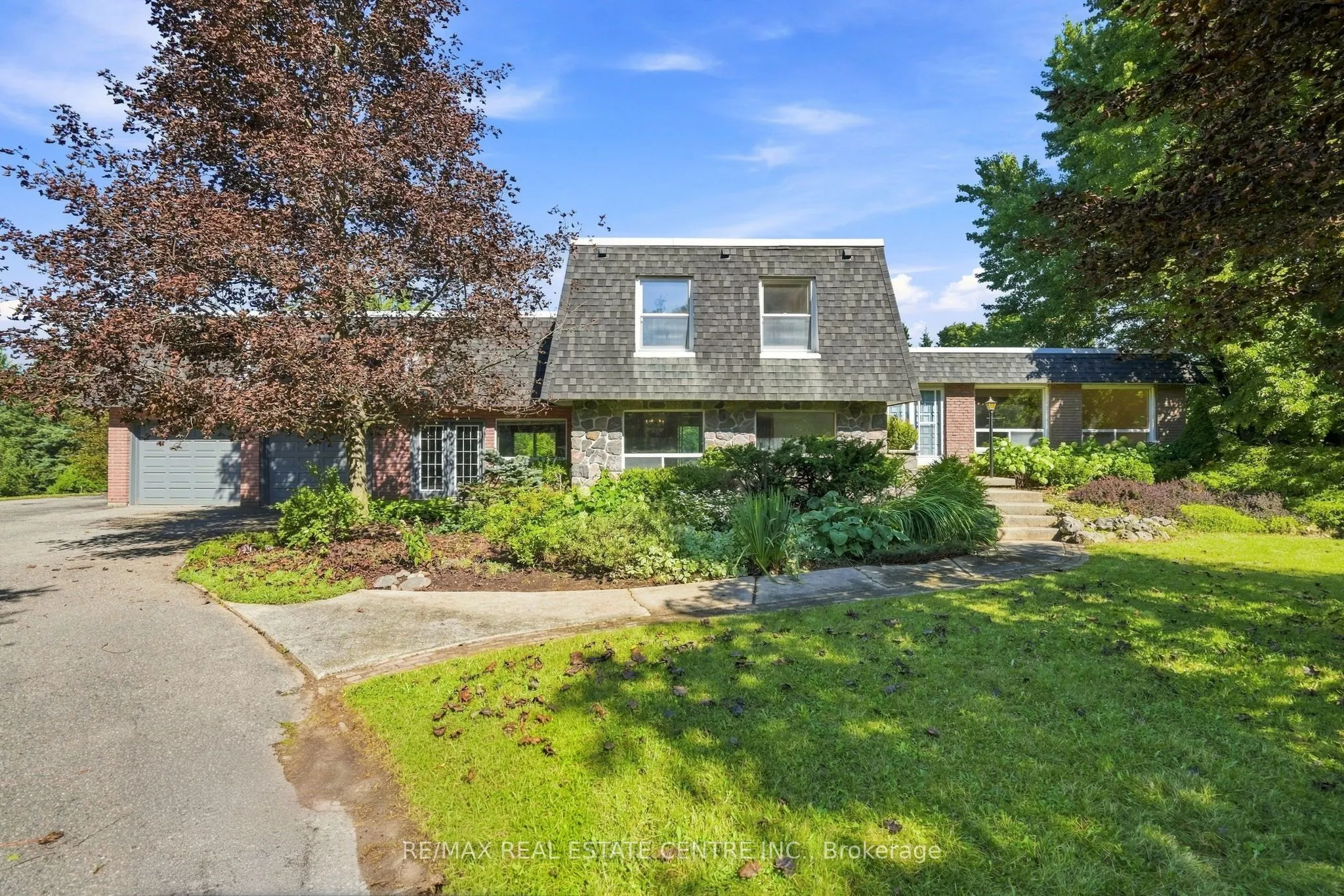 26 Maplewood Drive