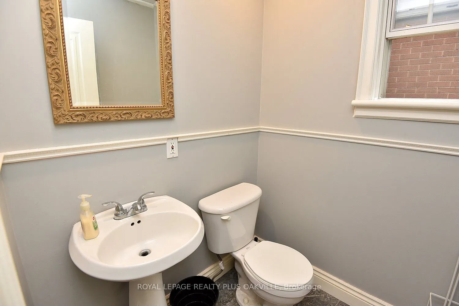 1236 King Street W