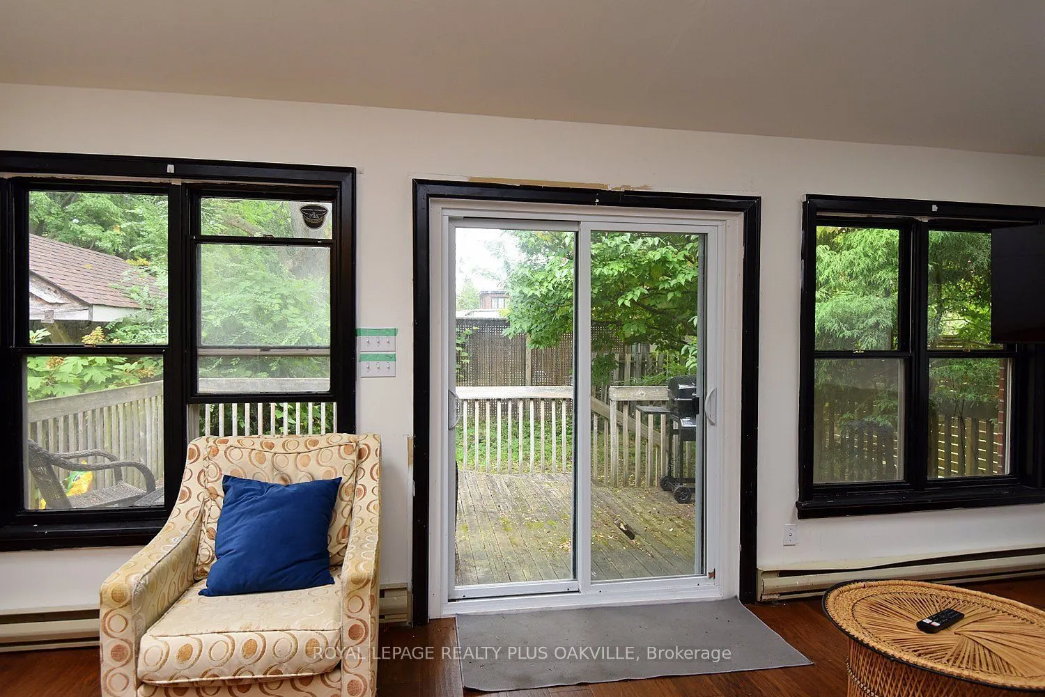 1236 King Street W
