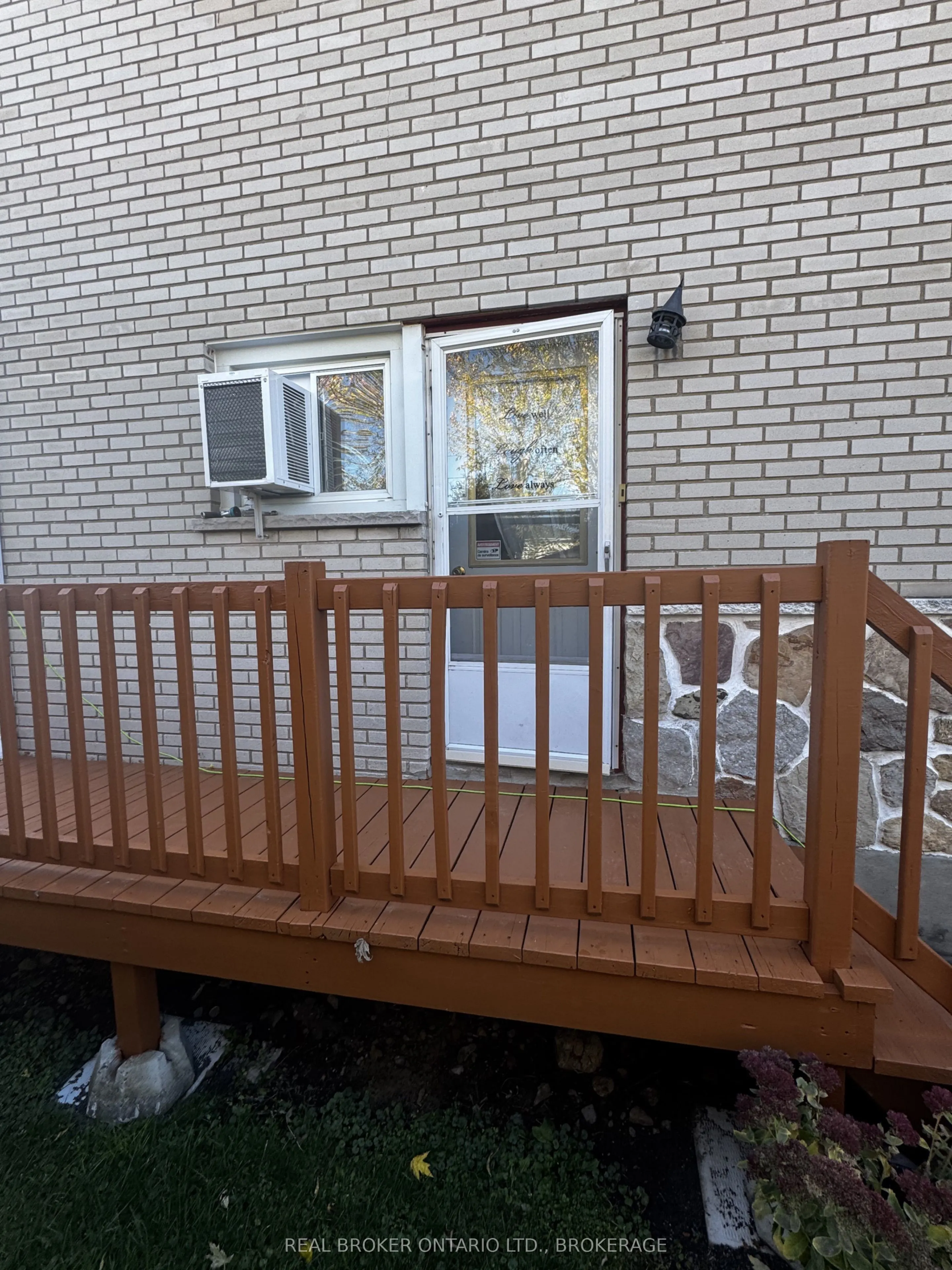 232 EAST BOUNDARY Road