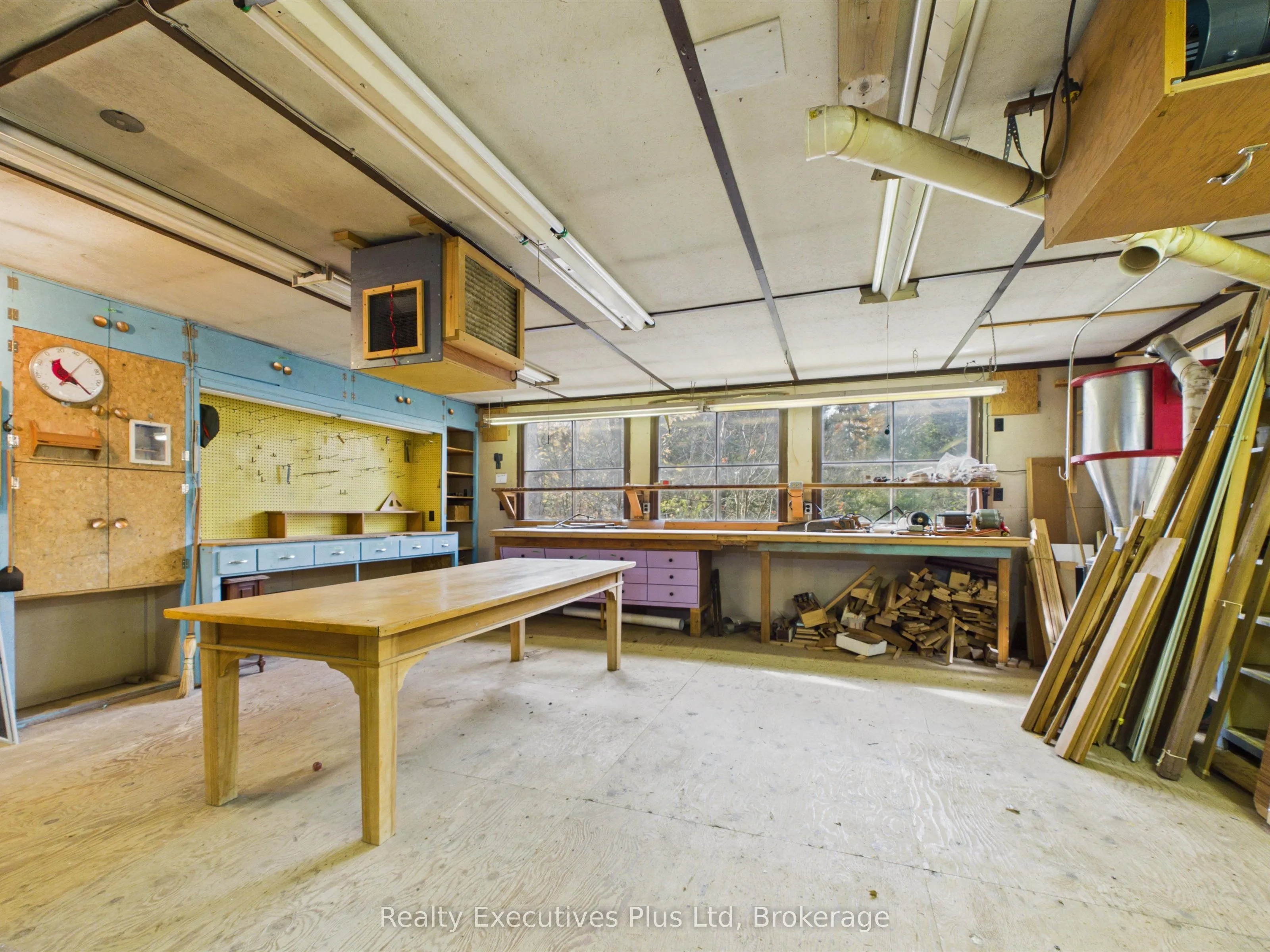 117 Forest Lake Road
