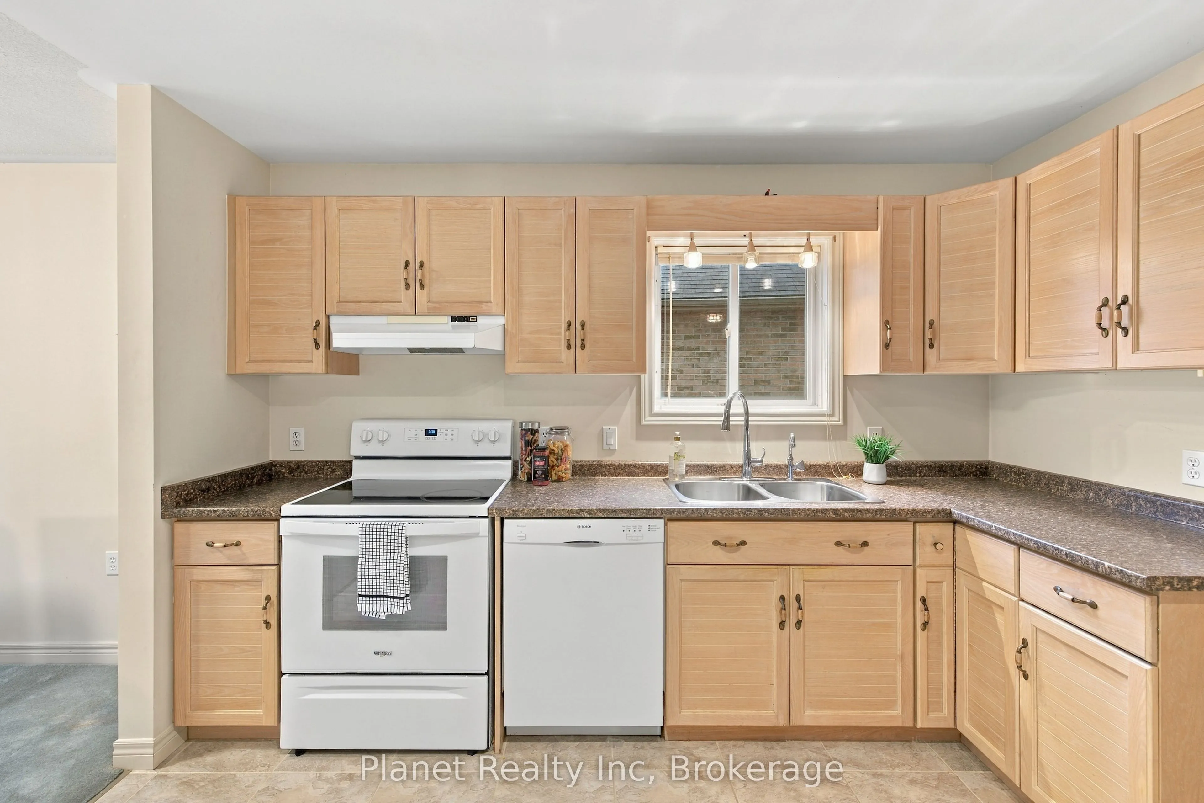 4 Ashcroft Court #0