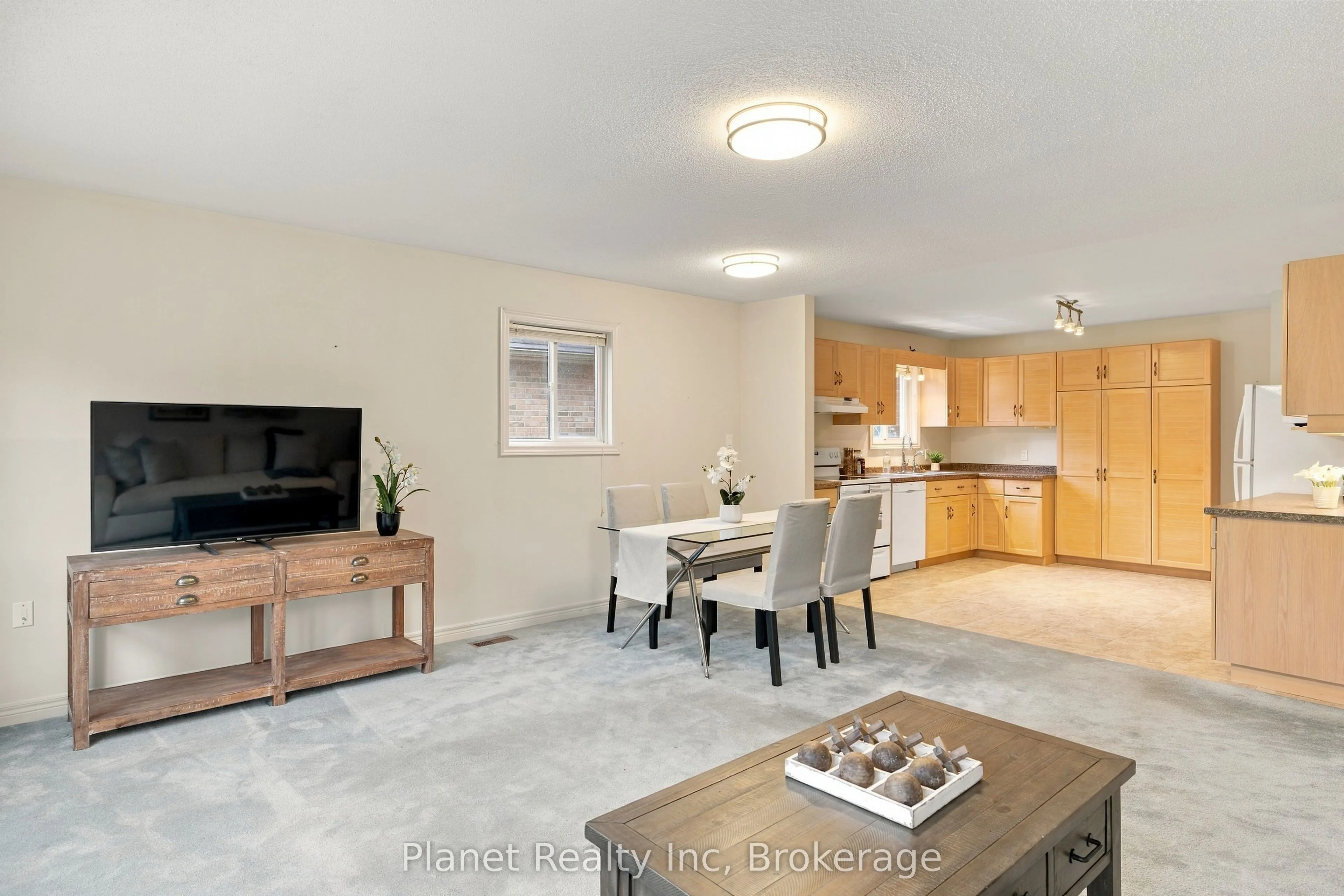 4 Ashcroft Court #0