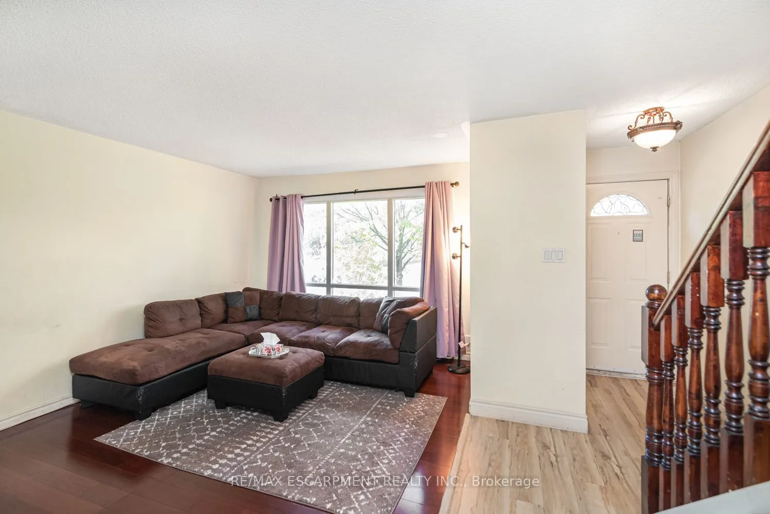 2700 Barton Street E #5