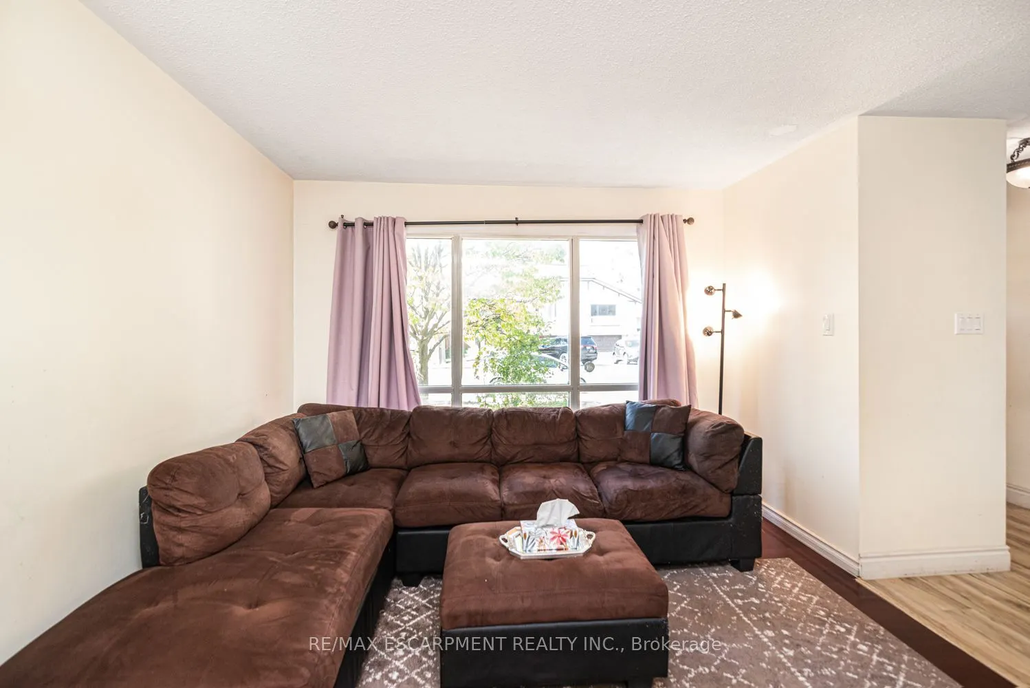 2700 Barton Street E #5
